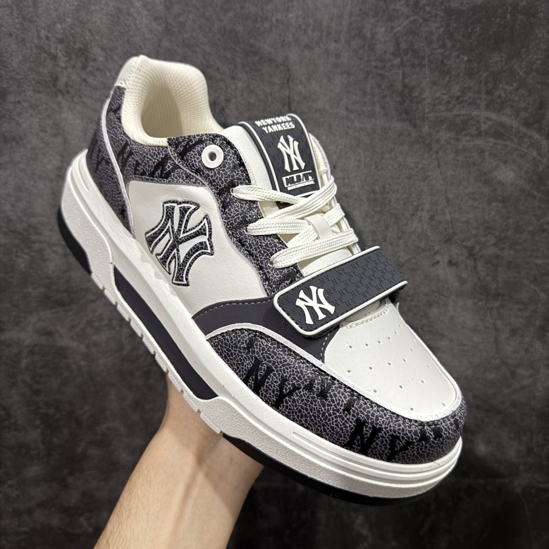 图片[3]-【纯原M版】MLB Chunky Liner Basic NY复古印花学长鞋系列低帮轻量增高厚底百搭休闲运动慢跑鞋板鞋 Korea韩国联名NY美国榄球纽约洋基队限定 韩国代购专供 顶级品质 MLB专用菱形双针中底布 重点细节中底布带注胶孔 原盒原标 全套原楦原纸板原厂数据开发 中韩文保养标贴 绿色防霉片 平台代购专供 独家一比一RB+MD组合大底 高频后跟小人Logo精准对位立体饱满 正确网布加超迁鞋面 转印中底走线紧密 转印Logo工艺表层防刮不掉色 尺码：35 36 36.5 37.5 38 38.5 39 40 40.5 41 42 42.5 43 44 44.5 45-选品中心