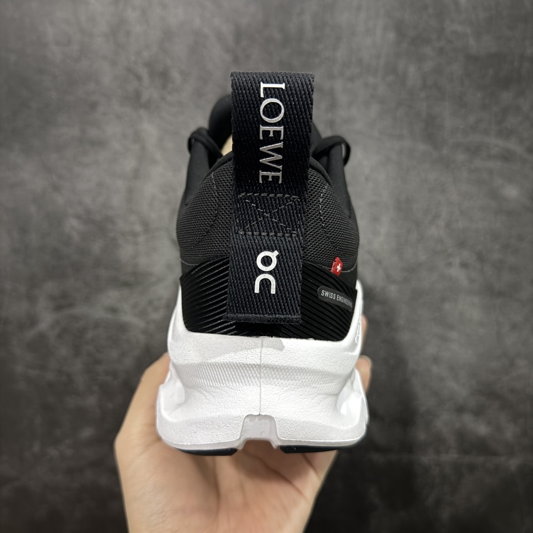 图片[4]-【渠道M版】ON昂跑 x Loewe 罗意威联名二代系列 原版开发 原材料打造 还原真实脚感 鞋底非常软弹 跑步健身必备 原版对比无任何差别 高端零售必推版本 市场独家货 区别市场所有版本 还原对比 鞋面采用一体成型布料 有弹性非常透气 鞋底镂空设计 运用了CLOUDTILT专利技术 弹力十足 毫无负重感 适合日常长距离行走或者休闲旅游 跑步！ 尺码 36-46-选品中心