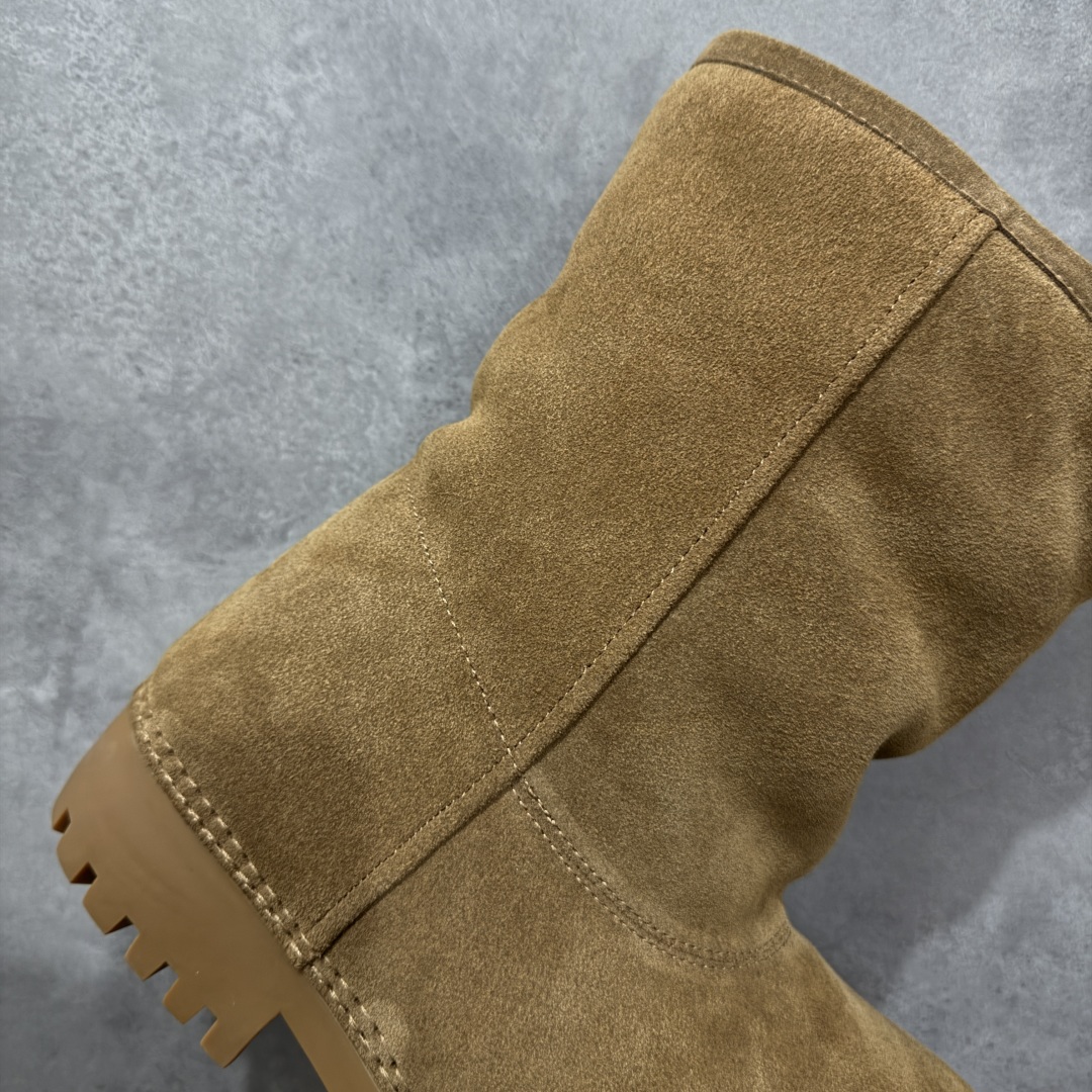 图片[7]-【莞产G版】独家顶级版本BALENCIAGA巴黎世家家2025秋冬雪地靴系列…… 【胖嘟嘟雪地中靴】 巴黎世家今年又出战靴！胖嘟嘟这么可爱啊！黑暗系的雪地靴真的太显瘦了 回头率巨高！原版拆解不仅是材质和原版一样就连小细节都跟zp无区别！ ❶面料：原版定制牛猄 ❷内里：原版定制澳洲羊毛 ❸垫脚：原版定制澳洲羊毛 ❹大底：原版开模TPU防滑大底 ❺包装：原版全套包装 ❻尺码：36-45-选品中心