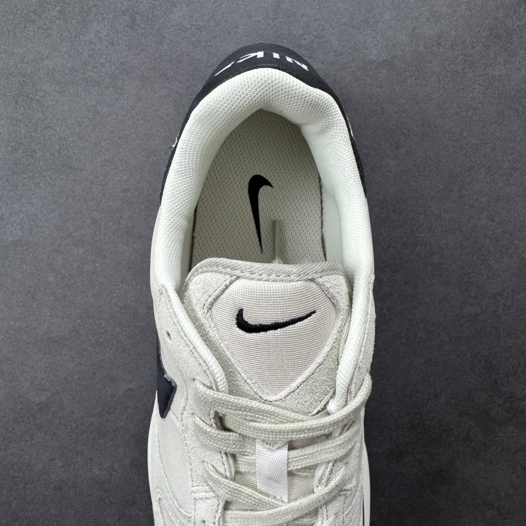 图片[7]-【公司级】Nike Phoenix Waffle 耐克 低帮 灰粉黑 耐磨透气低邦运动休闲鞋男女同款 鞋面采用麂皮和织物材料的独特搭配，经过精细的缝制和打磨，尽显高贵与典雅；鞋身两侧Swoosh Loggo采用黑色点缀及复古的鞋舌设计，为经典Blue Ribbon SportsL造型注入时尚感，鞋后跟的Nike品牌标志组合赋予了鞋子柔软且富有质感的外观，鞋底设计的特点是华夫饼的形状，为鞋子提供了良好的缓震性能和抓地力。 货号：FD2196-100 尺码：36 36.5 37.5 38 38.5 39 40 40.5 41 42 42.5 43 44 44.5 45 编码：GLB240250-选品中心