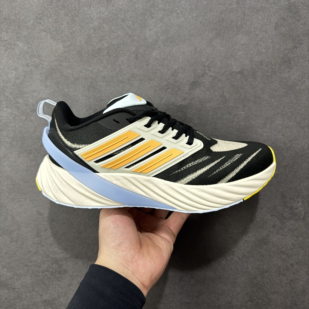 【公司级】Adidas Adipure Glide系列 阿迪达斯 织物 耐磨透气 低帮 公路跑步鞋 凭借全方位透气设计 鞋面采用了网布加TPU支撑骨架设计 兼顾透气性 包裹性鞋底多段镂空设计既方便弯折 又能使鞋底拥有透气性 带来全方位凉爽脚感 货号：JQ9450 尺码：36-45 编码：MGB270280-选品中心
