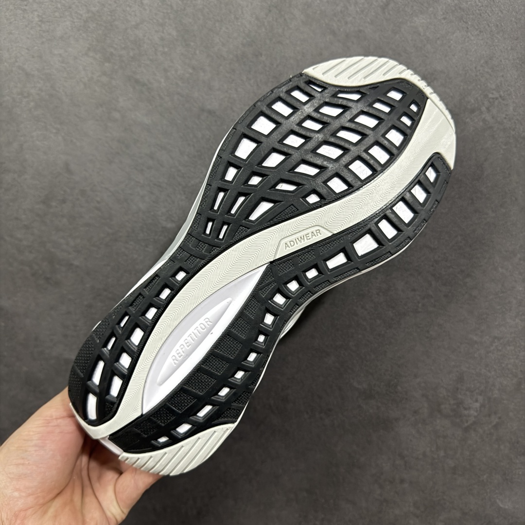 图片[9]-【公司级】Adidas Adipure Glide系列 阿迪达斯 织物 耐磨透气 低帮 公路跑步鞋 凭借全方位透气设计 鞋面采用了网布加TPU支撑骨架设计 兼顾透气性 包裹性鞋底多段镂空设计既方便弯折 又能使鞋底拥有透气性 带来全方位凉爽脚感 货号：JR4862 尺码：36-45 编码：MGB270280-选品中心