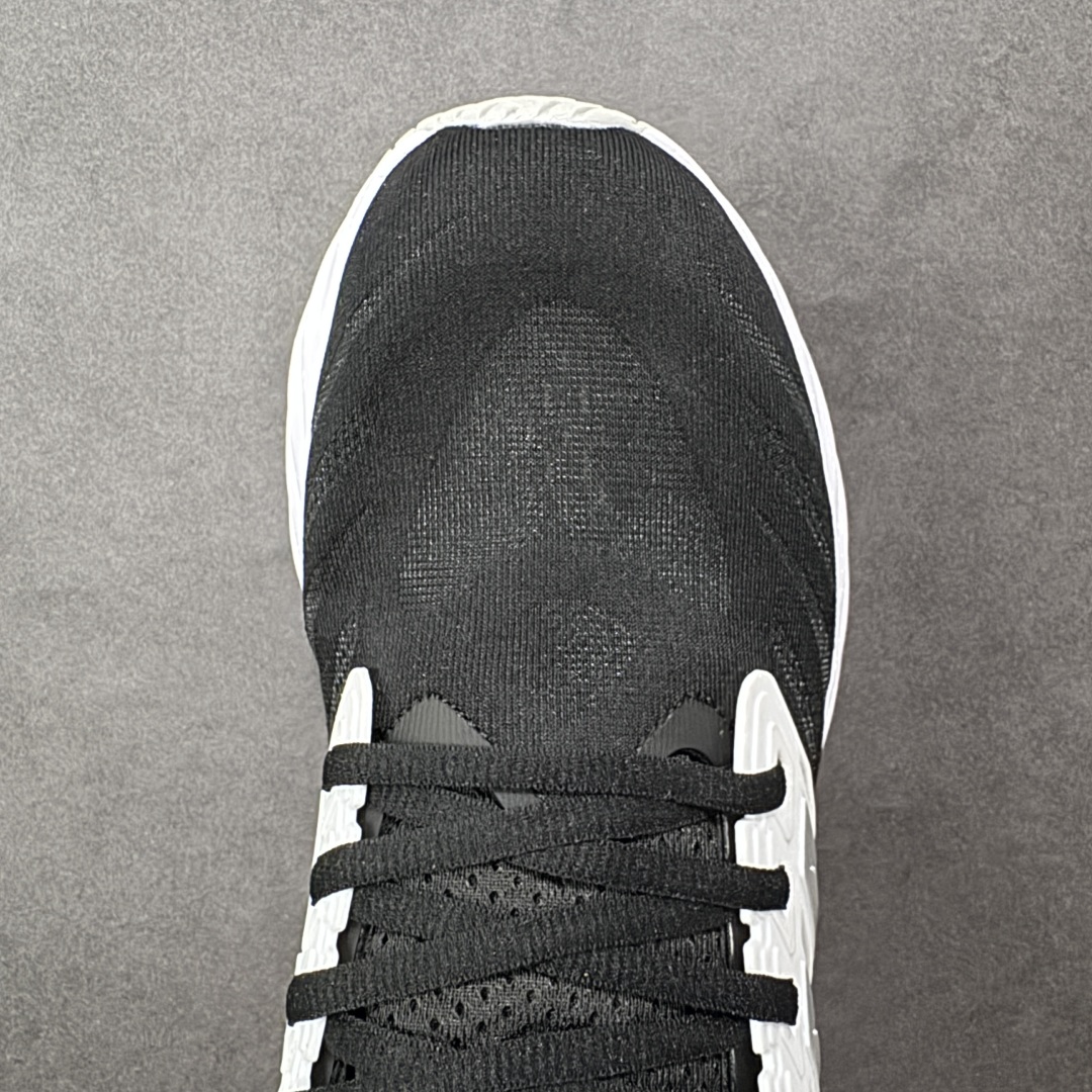 图片[8]-【公司级】Adidas Adipure Glide系列 阿迪达斯 织物 耐磨透气 低帮 公路跑步鞋 凭借全方位透气设计 鞋面采用了网布加TPU支撑骨架设计 兼顾透气性 包裹性鞋底多段镂空设计既方便弯折 又能使鞋底拥有透气性 带来全方位凉爽脚感 货号：JR4862 尺码：36-45 编码：MGB270280-选品中心