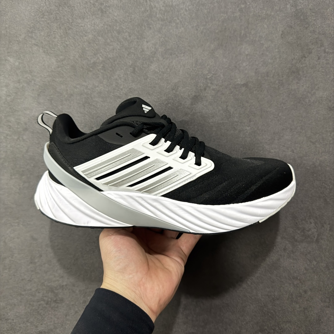 【公司级】Adidas Adipure Glide系列 阿迪达斯 织物 耐磨透气 低帮 公路跑步鞋 凭借全方位透气设计 鞋面采用了网布加TPU支撑骨架设计 兼顾透气性 包裹性鞋底多段镂空设计既方便弯折 又能使鞋底拥有透气性 带来全方位凉爽脚感 货号：JR4862 尺码：36-45 编码：MGB270280-选品中心