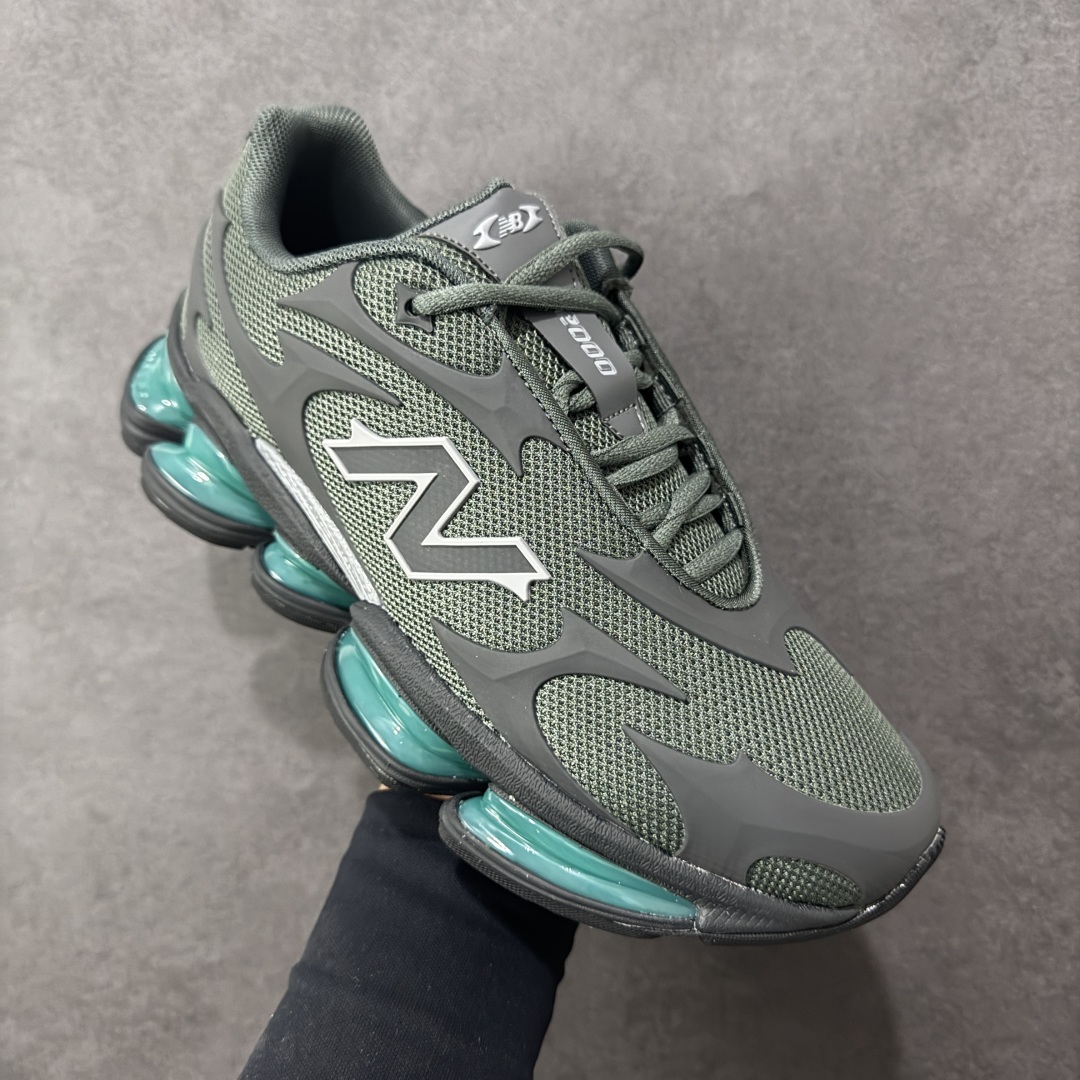 图片[3]-【公司级】New Balance 新百伦 NB20005 网面休闲跑步鞋 复古还要机能，NB官方重磅新品。一款融合复古设计与现代科技的跑鞋，以其经典的造型和舒适脚感，成为2025年复古潮流爱好的推荐单品。 极具视觉冲击力的5根ABZORB单元，以及无缝鞋面的设计，加上3M反光材质的装饰，比之前推出的9060系列更夸张，更具未来感。 货号：U20005UE 尺码：40-45-选品中心