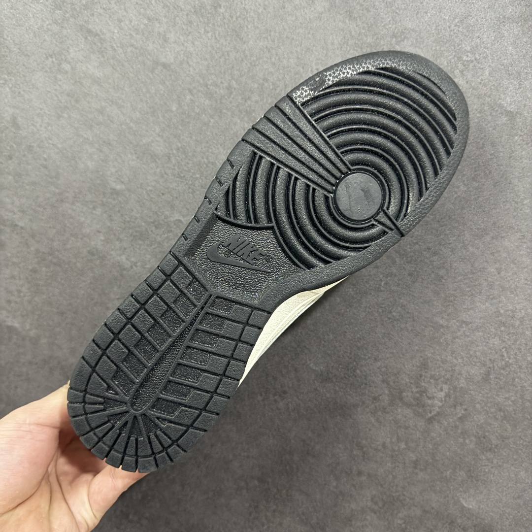 图片[9]-【定制版】Fendi x NK SB Dunk Low低帮芬迪联名黑猫 周年高端定制 低帮休闲板鞋 定制鞋盒 大厂纯原品质出货 超高清洁度 皮料切割干净无任何毛边 细节完美 货号：LW1818-124 尺码： 36 36.5 37.5 38 38.5 39 40 40.5 41 42 42.5 43 44 44.5 45 编码：HXSB330340-选品中心