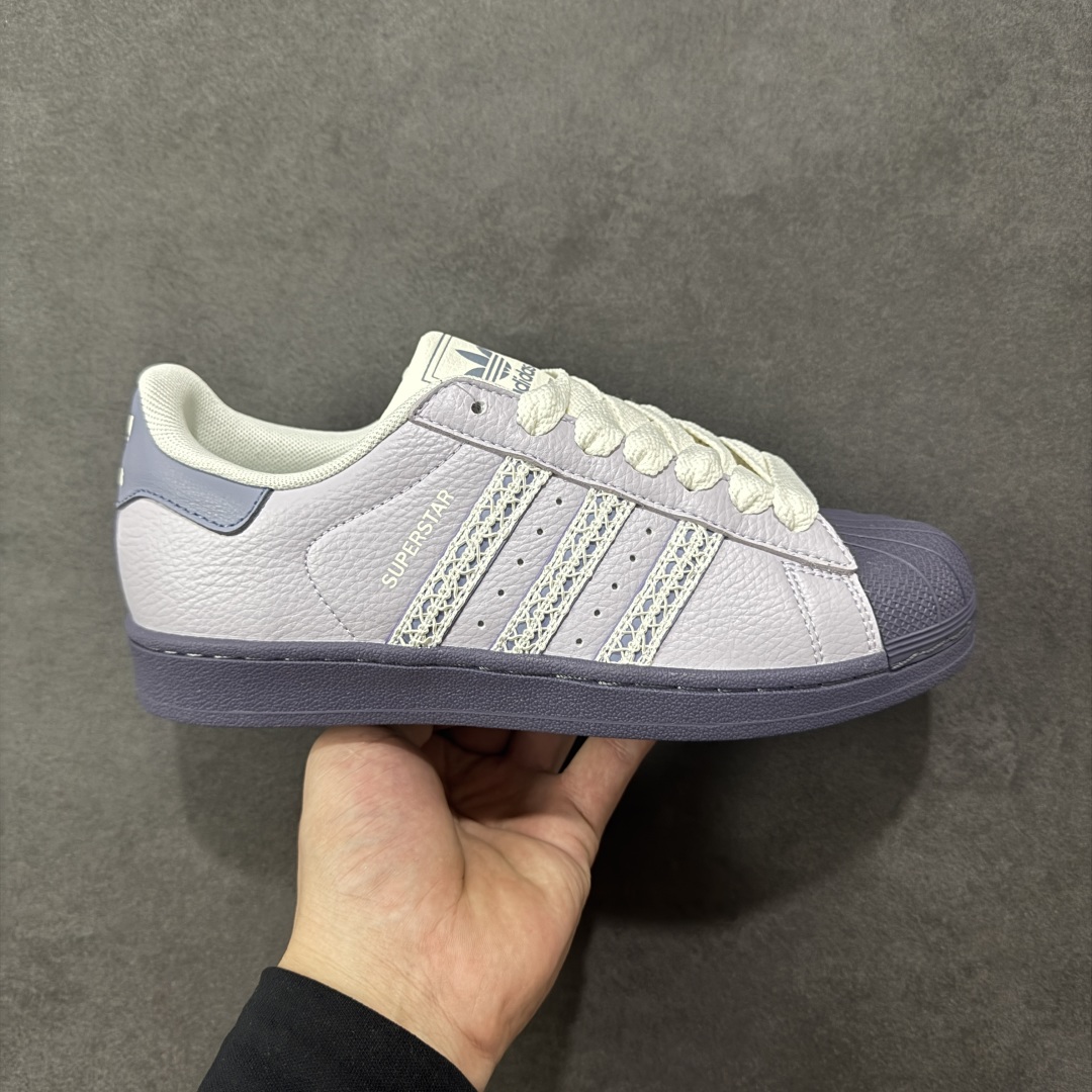 【正确版】Adidas Originals Superstar 2025全新版本 贝壳头官方同步 渠道正品订单 诠释市场最高工艺水平 贝壳头经典小白板鞋 专柜上架同步配色 全鞋进口头层皮料打造。区别市面普通真标版本，进出专柜无压力 货号：KJ4210 尺码：35-44-选品中心
