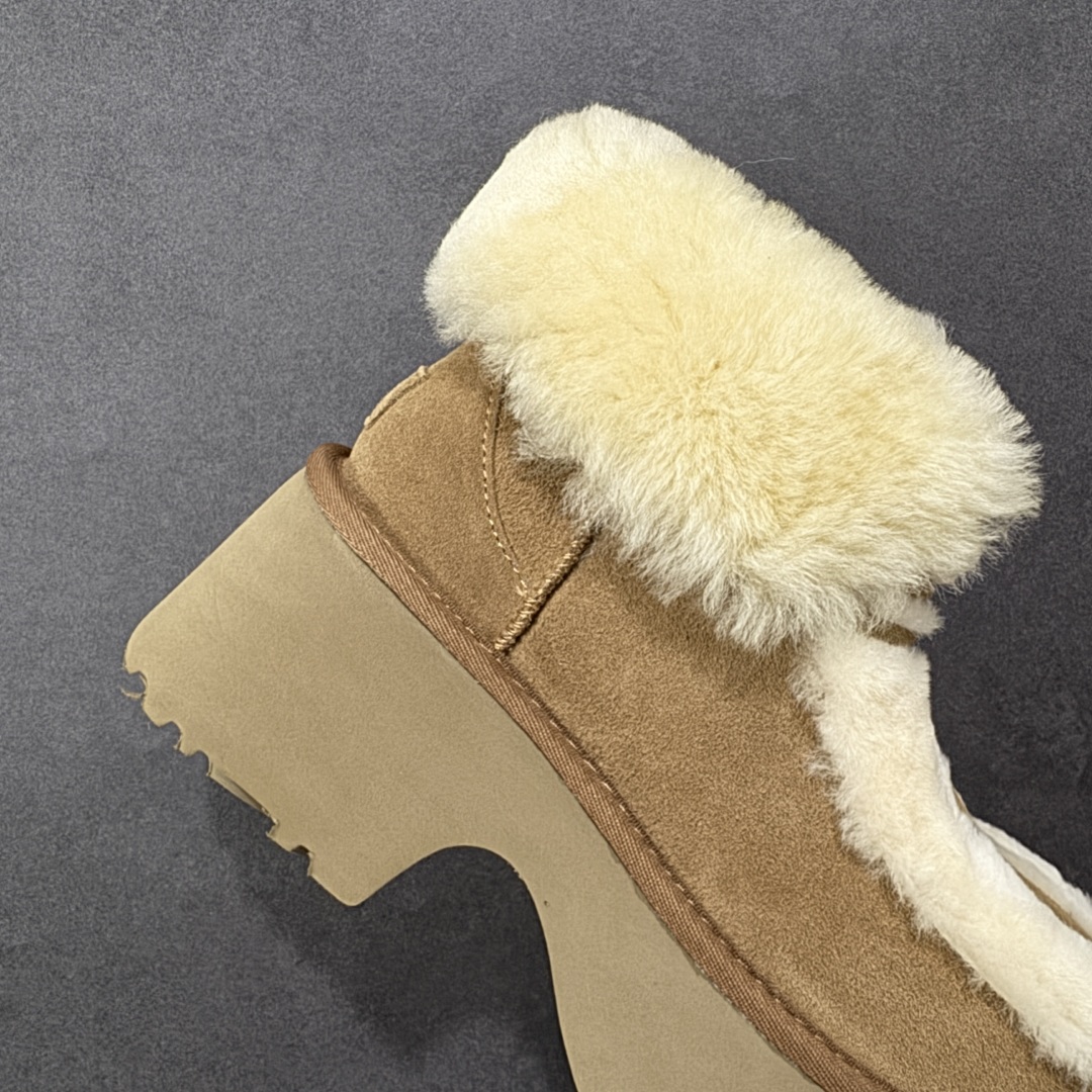 图片[6]-【X1纯原】X1 全网最齐 ugg 130个配色 市面顶级版本 25新款 UGG 埃斯米 6cm增高 牛剖层革 时尚舒适 及踝 雪地靴 广州外贸大厂生产 鞋头到鞋垫真羊皮毛一体 独立外盒包装 芯片 带防水工艺 区别市面任何版本 独立原版开发大底 羊绒鞋垫 冬季保暖外出 家居都是很适合的选择 近年uug推出款式系列 局部偏向年轻消费者喜好 也走到时尚潮流穿搭的前沿 鞋身材质 防泼水涂层翻毛皮鞋面 17毫米UGGPURE™植入式羊毛内底 轻便防滑舒适橡胶外底 带有品牌LOGO商标 带全套包装 货号：W/1171532 尺码： 35 36 37 38 39 40 编码：WXRB370380-选品中心