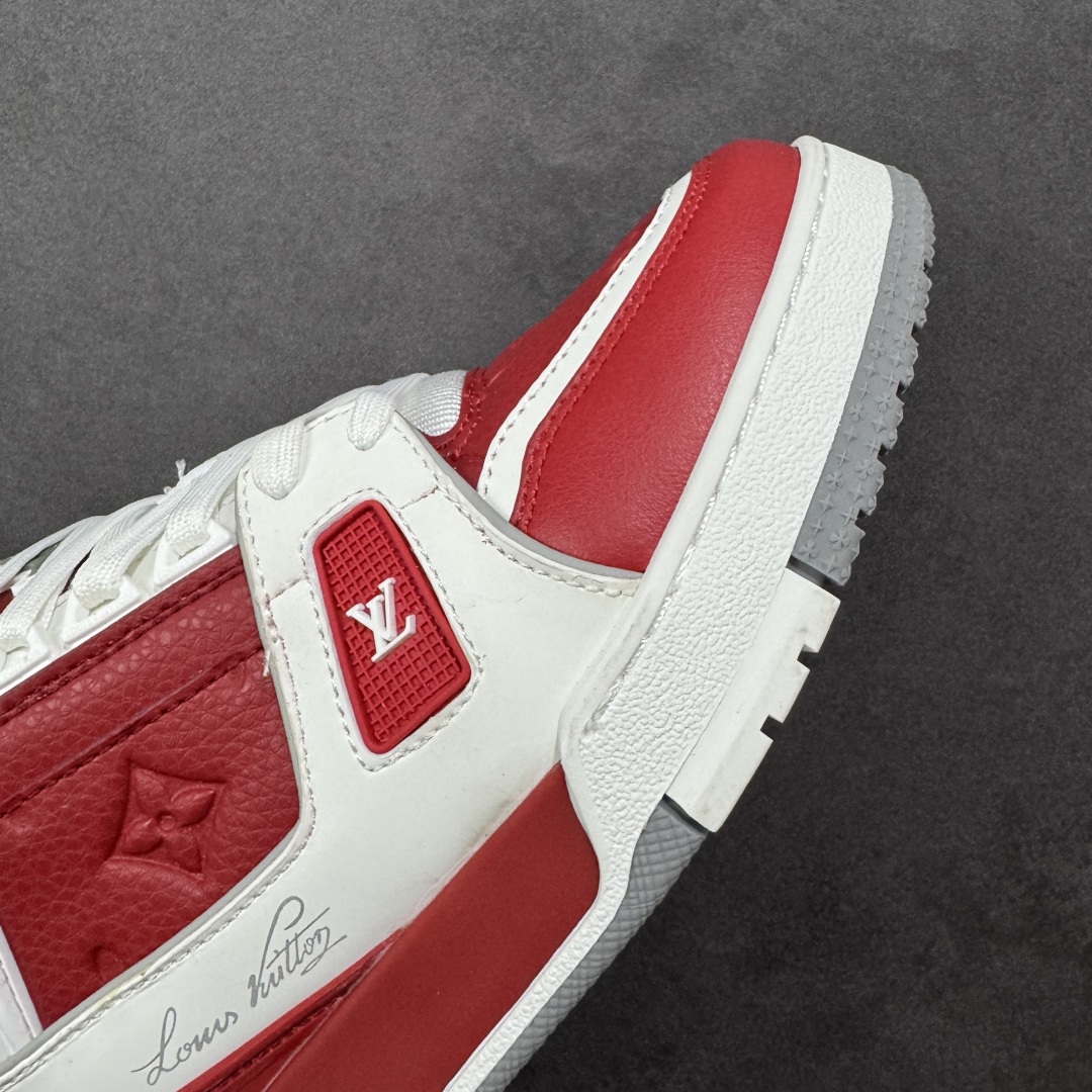 图片[5]-【广东纯原版本】LV Run Away 运动鞋 拼接 Epi 牛皮革和 Monogram 压纹粒面牛皮革，再现传统跑鞋的灵感启发。楔形外底延续标志性设计，品牌字母和标识分饰鞋舌和鞋后。Monogram 压纹粒面牛皮革和 Epi 牛皮革橡胶外底 尺码：36-45 编码：FJB390400-选品中心