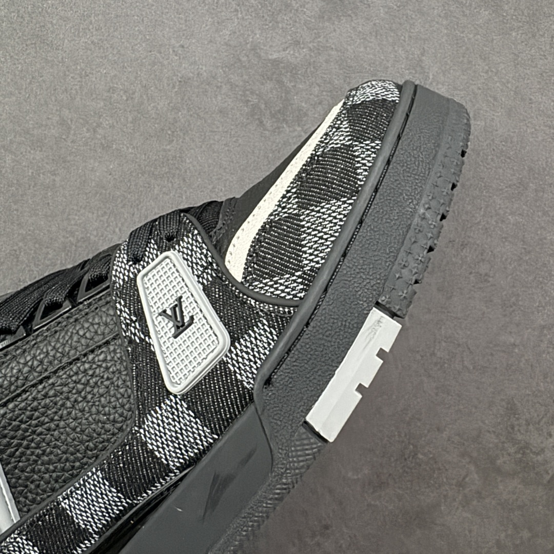 图片[5]-【广东纯原版本】LV Run Away 运动鞋 拼接 Epi 牛皮革和 Monogram 压纹粒面牛皮革，再现传统跑鞋的灵感启发。楔形外底延续标志性设计，品牌字母和标识分饰鞋舌和鞋后。Monogram 压纹粒面牛皮革和 Epi 牛皮革橡胶外底 尺码：36-45 编码：FJB390400-选品中心