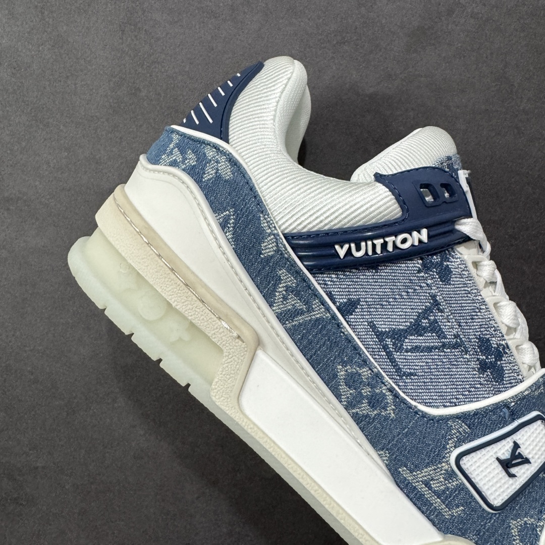 图片[6]-【广东纯原版本】LV Run Away 运动鞋 拼接 Epi 牛皮革和 Monogram 压纹粒面牛皮革，再现传统跑鞋的灵感启发。楔形外底延续标志性设计，品牌字母和标识分饰鞋舌和鞋后。Monogram 压纹粒面牛皮革和 Epi 牛皮革橡胶外底 尺码：36-45 编码：FJB390400-选品中心