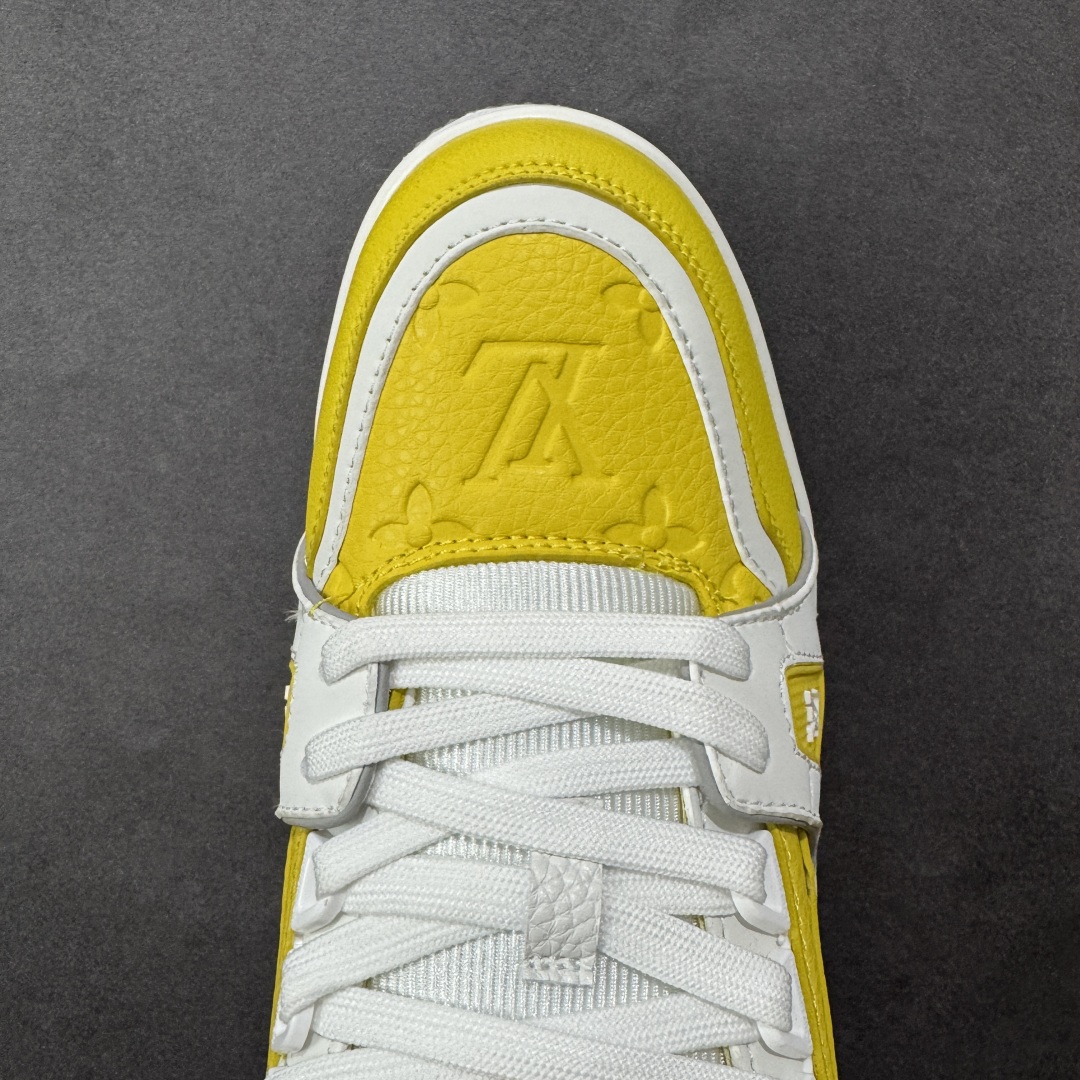 图片[8]-【广东纯原版本】LV Run Away 运动鞋 拼接 Epi 牛皮革和 Monogram 压纹粒面牛皮革，再现传统跑鞋的灵感启发。楔形外底延续标志性设计，品牌字母和标识分饰鞋舌和鞋后。Monogram 压纹粒面牛皮革和 Epi 牛皮革橡胶外底 尺码：36-45 编码：FJB390400-选品中心