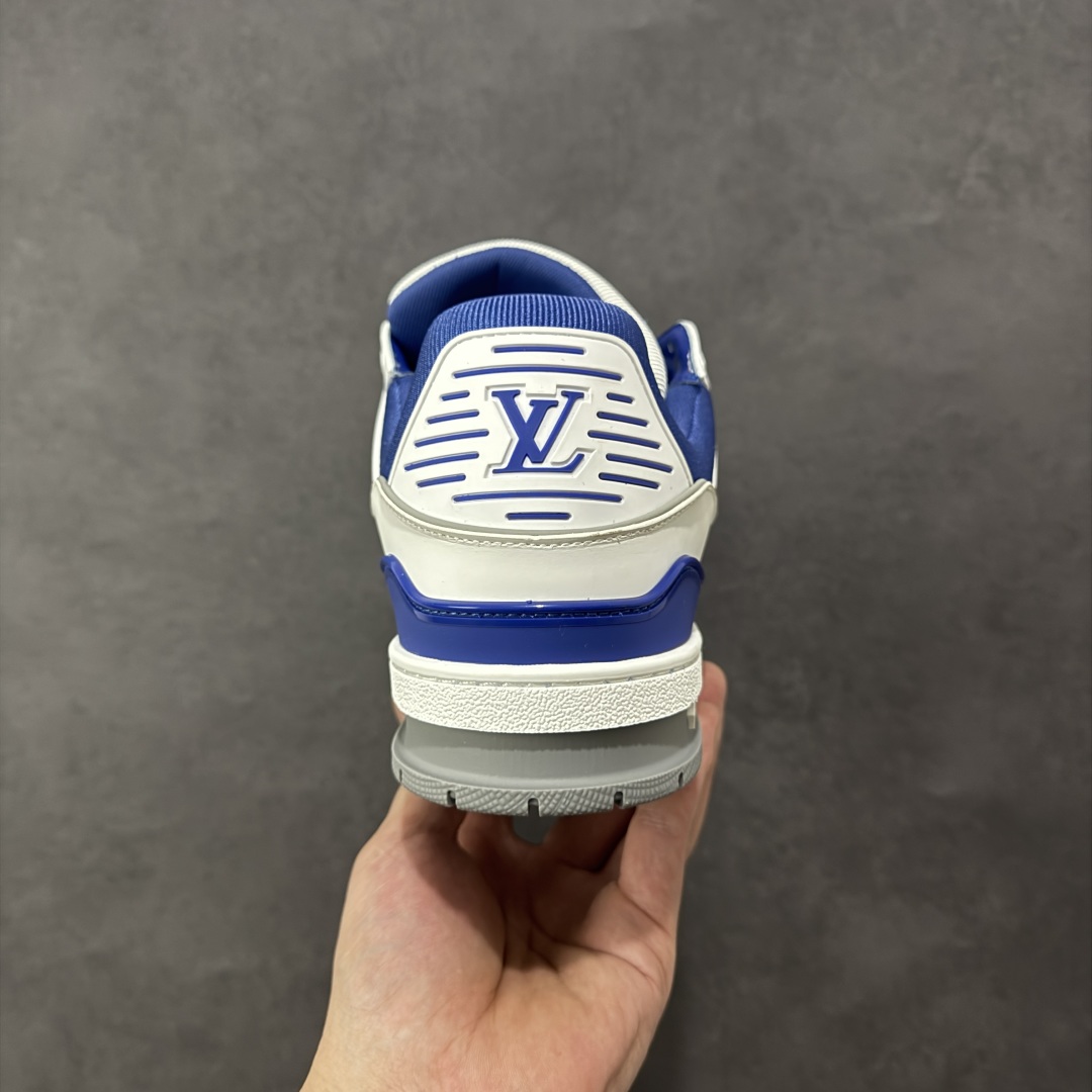 图片[4]-【广东纯原版本】LV Run Away 运动鞋 拼接 Epi 牛皮革和 Monogram 压纹粒面牛皮革，再现传统跑鞋的灵感启发。楔形外底延续标志性设计，品牌字母和标识分饰鞋舌和鞋后。Monogram 压纹粒面牛皮革和 Epi 牛皮革橡胶外底 尺码：36-45 编码：FJB390400-选品中心