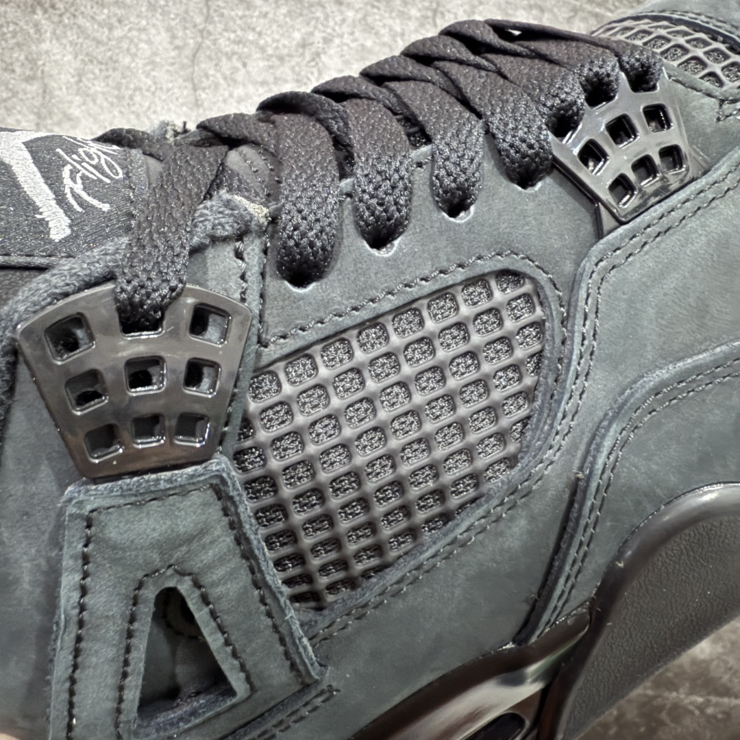 图片[4]-【kz纯原版】Air Jordan 4 Retro AJ4 乔4黑猫2.0复刻版 FV5029-010 全新升级改良 顶级原厂麂皮绒感到位 原鞋原楦原纸板同源开发 完美呈现乔4的版型 内侧正确双色网格 还原细节 原厂皮料 正确气垫颜色 正确网格工艺 正确拉帮工艺 全鞋原装材料制作 原档案原模具打造 支持全方位与正品对比 尺码：36-48.5-选品中心