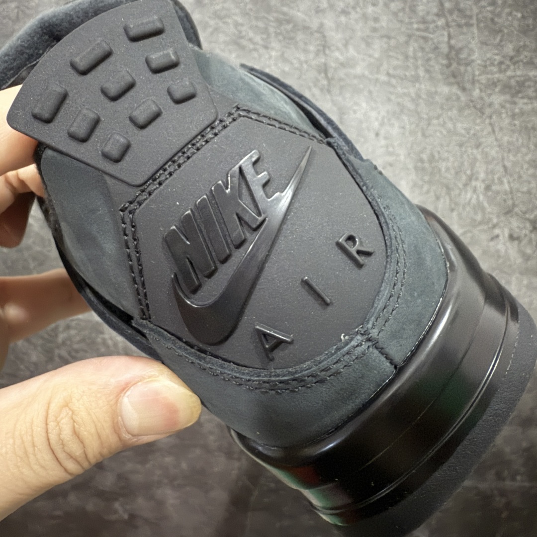 图片[2]-【kz纯原版】Air Jordan 4 Retro AJ4 乔4黑猫2.0复刻版 FV5029-010 全新升级改良 顶级原厂麂皮绒感到位 原鞋原楦原纸板同源开发 完美呈现乔4的版型 内侧正确双色网格 还原细节 原厂皮料 正确气垫颜色 正确网格工艺 正确拉帮工艺 全鞋原装材料制作 原档案原模具打造 支持全方位与正品对比 尺码：36-48.5-选品中心