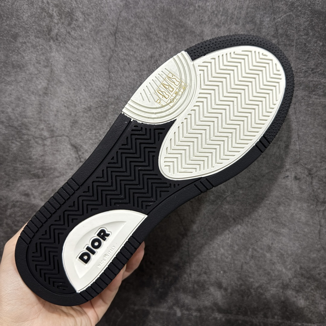 图片[9]-【顶级代购版本】Dior迪奥 B27系列 东莞高端代购版本 原版爆拆一比一完美复刻 做工细节到位 原版全真皮定制材料 超赞 最新元素组合 时尚休闲个性 百搭 ✅面料：原版定制小牛皮 ✅内里：定制透气内里 ✅大底：原版开模TPU组合大底 ✅底厚：3CM ✅包装：全套原版礼盒包装 ✅尺码：40-46-选品中心