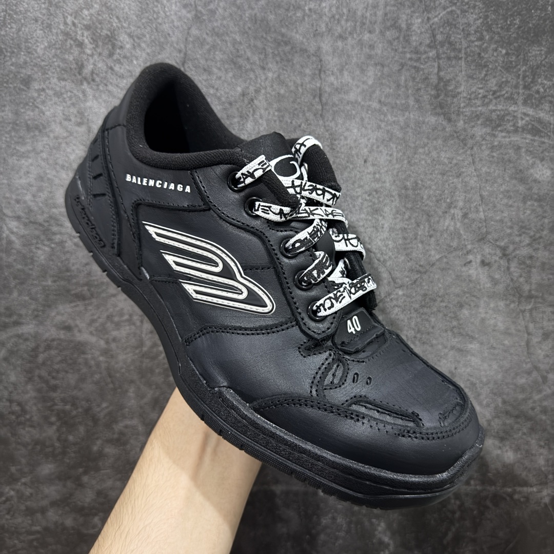 图片[3]-【纯原PK版】Balenciag 巴黎世家18代 最新Hamptons系列 情侣款 破损 做旧 休闲 运动鞋 顶级大厂出品 天花板品质 品质细节比工厂版本都要好很多 自行对比 原版购入开发做货 ▪️面料： 原版定制进口头层牛皮 ▪️内里：进口透气毛巾绒里 ▪️鞋底：原版开模防滑橡胶材质 ▪️底厚：3CM ▪️尺码： 35-46-选品中心