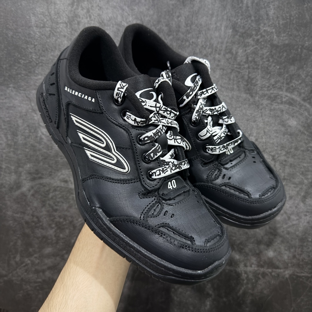 【纯原PK版】Balenciag 巴黎世家18代 最新Hamptons系列 情侣款 破损 做旧 休闲 运动鞋 顶级大厂出品 天花板品质 品质细节比工厂版本都要好很多 自行对比 原版购入开发做货 ▪️面料: 原版定制进口头层牛皮 ▪️内里:进口透气毛巾绒里 ▪️鞋底:原版开模防滑橡胶材质 ▪️底厚:3CM ▪️尺码: 35-46-选品中心
