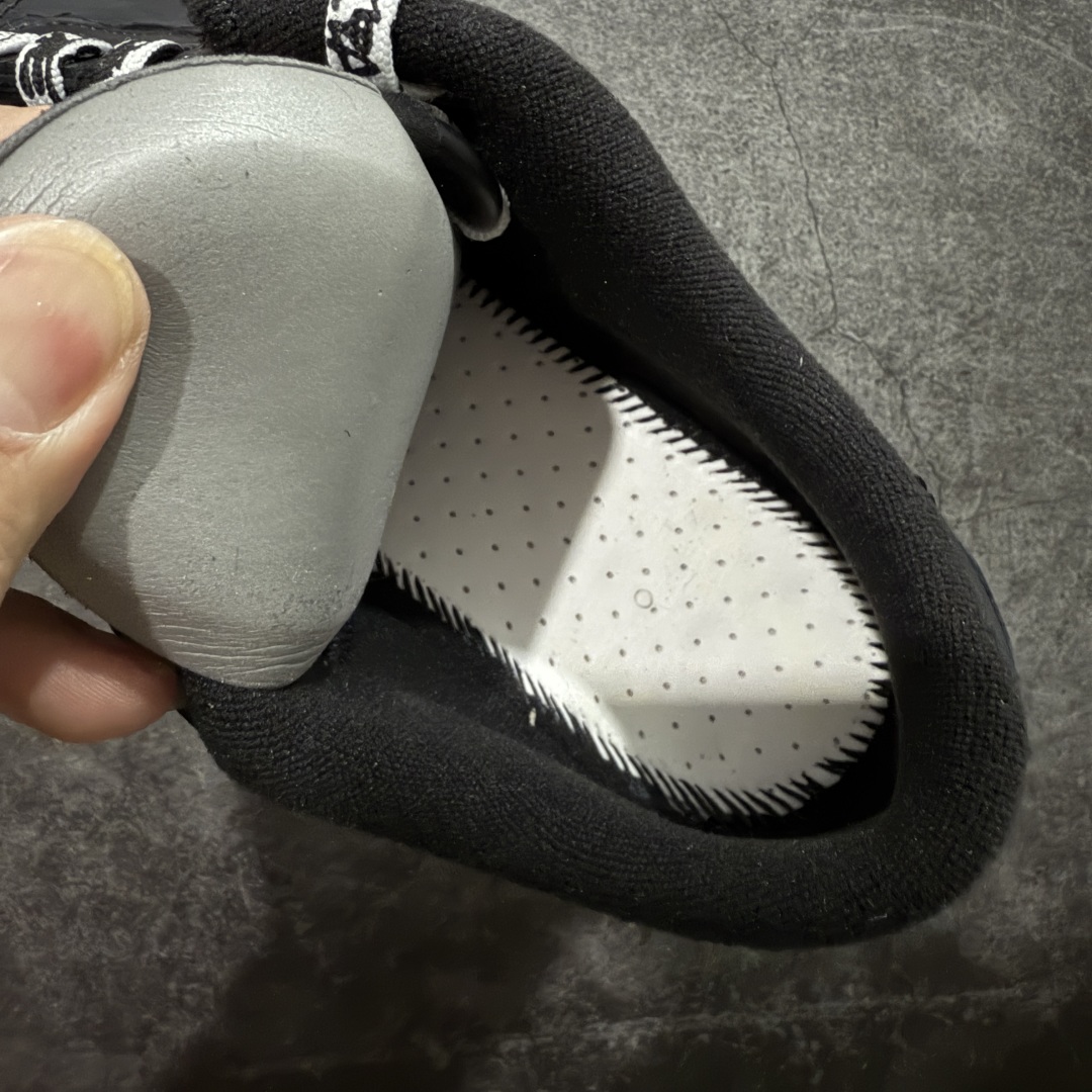 图片[8]-【纯原PK版】Balenciag 巴黎世家18代 最新Hamptons系列 情侣款 破损 做旧 休闲 运动鞋 顶级大厂出品 天花板品质 品质细节比工厂版本都要好很多 自行对比 原版购入开发做货 ▪️面料： 原版定制进口头层牛皮 ▪️内里：进口透气毛巾绒里 ▪️鞋底：原版开模防滑橡胶材质 ▪️底厚：3CM ▪️尺码： 35-46-选品中心