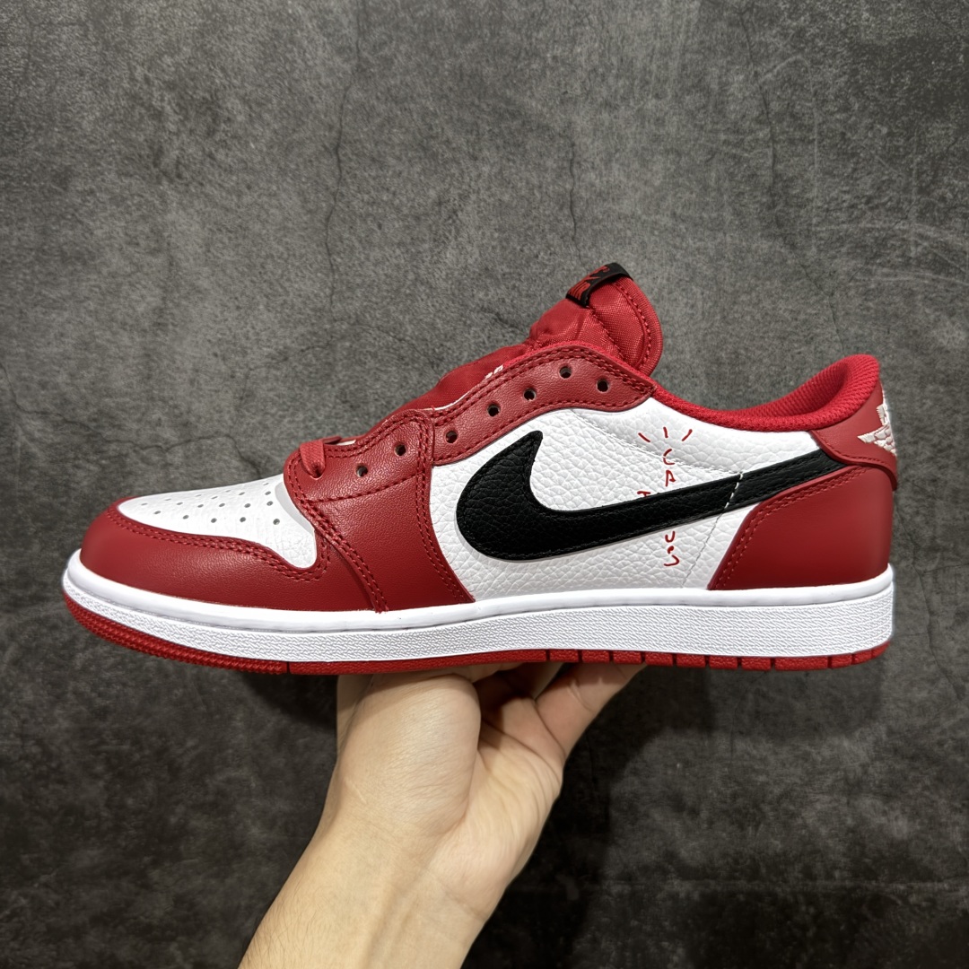 图片[2]-【GX版本】Travis Scott x Air Jordan AJ1 Low OG SP TS联名倒钩低帮 DM7866-101 知名大厂出品 纯原第一梯队版本 产品品控稳定性领先行业 各方面均可对飙市面通货版 SZ原厂全套原楦原纸板冲刀磨具开发 原厂皮料加持 原厂港宝加持定型后跟R度完美 同源原厂电绣 鬼脸飞翼针数密度立体效果一致 百分百一致原鞋 原厂拉帮工艺 针距密度一致 后跟弧度收口自然不对折 极致一眼正品既视感 进口玻璃冲刀皮料裁剪零毛边 全鞋电脑针车工艺 品控清洁度最高QC检验标准 免检产品 原厂订购鞋盒、鞋标、防尘纸、鞋撑、鞋带 追求极致的原厂味道！ 尺码：36-48.5-选品中心