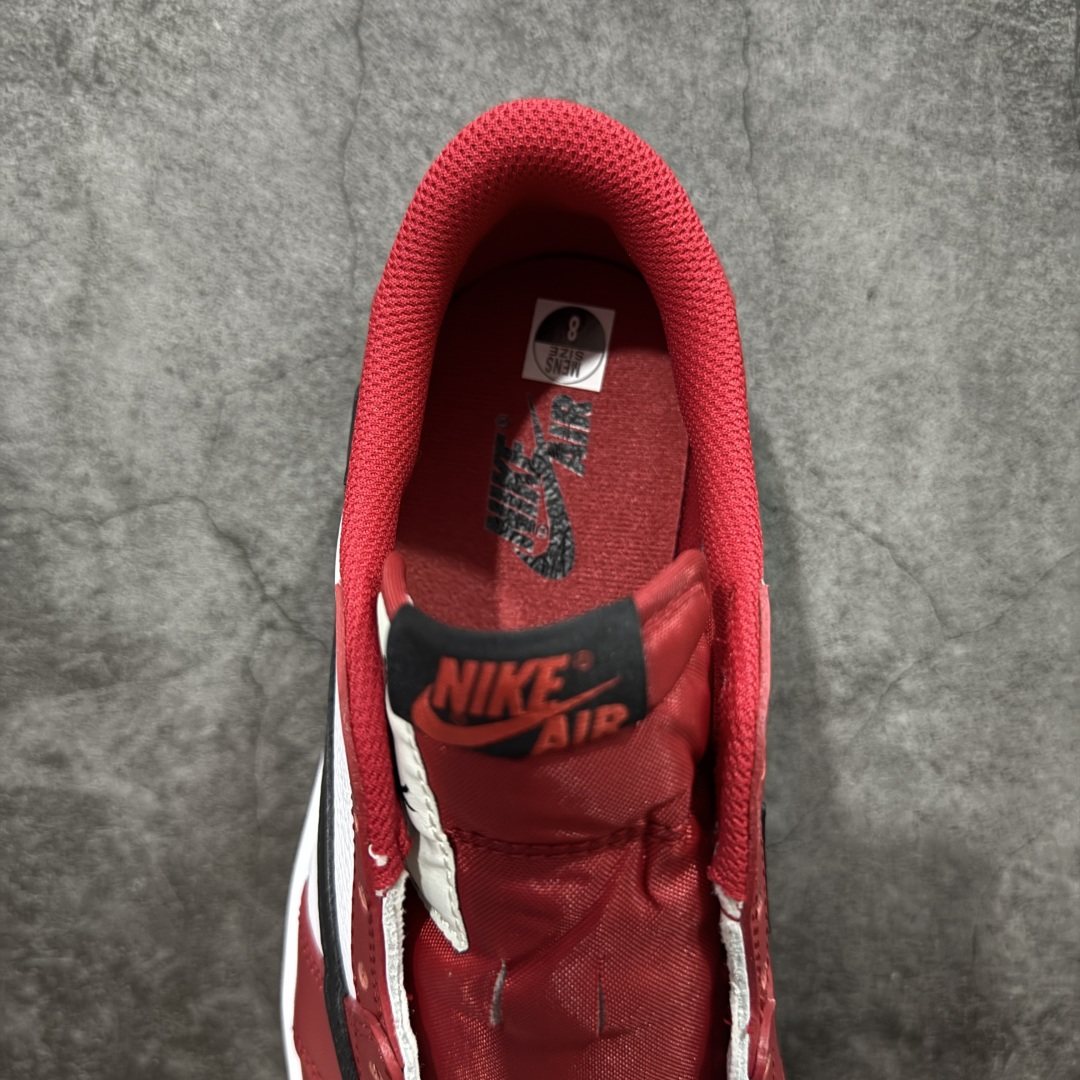 图片[8]-【GX版本】Travis Scott x Air Jordan AJ1 Low OG SP TS联名倒钩低帮 DM7866-101 知名大厂出品 纯原第一梯队版本 产品品控稳定性领先行业 各方面均可对飙市面通货版 SZ原厂全套原楦原纸板冲刀磨具开发 原厂皮料加持 原厂港宝加持定型后跟R度完美 同源原厂电绣 鬼脸飞翼针数密度立体效果一致 百分百一致原鞋 原厂拉帮工艺 针距密度一致 后跟弧度收口自然不对折 极致一眼正品既视感 进口玻璃冲刀皮料裁剪零毛边 全鞋电脑针车工艺 品控清洁度最高QC检验标准 免检产品 原厂订购鞋盒、鞋标、防尘纸、鞋撑、鞋带 追求极致的原厂味道！ 尺码：36-48.5-选品中心