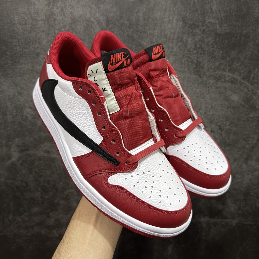 【GX版本】Travis Scott x Air Jordan AJ1 Low OG SP TS联名倒钩低帮 DM7866-101 知名大厂出品 纯原第一梯队版本 产品品控稳定性领先行业 各方面均可对飙市面通货版 SZ原厂全套原楦原纸板冲刀磨具开发 原厂皮料加持 原厂港宝加持定型后跟R度完美 同源原厂电绣 鬼脸飞翼针数密度立体效果一致 百分百一致原鞋 原厂拉帮工艺 针距密度一致 后跟弧度收口自然不对折 极致一眼正品既视感 进口玻璃冲刀皮料裁剪零毛边 全鞋电脑针车工艺 品控清洁度最高QC检验标准 免检产品 原厂订购鞋盒、鞋标、防尘纸、鞋撑、鞋带 追求极致的原厂味道！ 尺码：36-48.5-选品中心