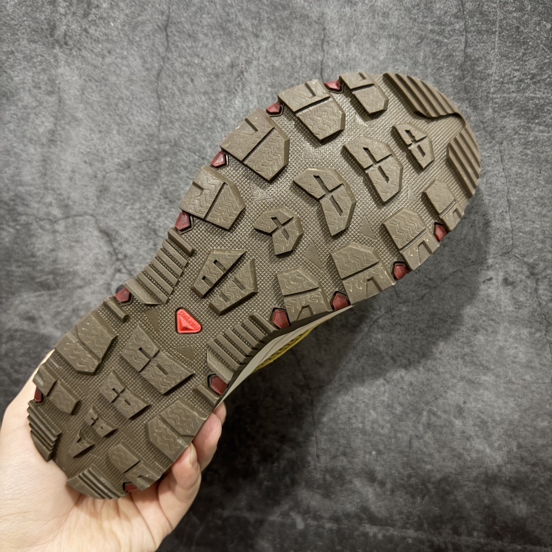 图片[9]-【666版本】SALOMON萨洛蒙 Techamphibian 5 T5圆头舒适 透气速干抓地 溯溪鞋 古董金 477502 纯原外贸平台特供订单 耗时半年巨作 #全套原纸板楦头开发 #原厂特供网布配套加持 #确保原汁原味 完美呈现版型 #原档数据独家私模五层组合大底 #男女鞋同步官方开发至46 #原装Ortholite轻量化鞋垫 #中底布带钢印编号 原厂TPU锁扣 #进口港宝加持 后跟自然饱满 还原公司包裹性 #鞋面采用SENSIFT贴合技术 #全方位贴合包裹脚型 #鞋跟部鞋底牵引设计 #提供强大的抓地性能 #更适应野外崎岖不平的道路 #其3D ADVANCED CHASSIS底盘 材料轻量大化 钉齿设计更具稳定性 防护性 #鞋底易磨损区运用CONTAGRIP高耐磨材料 应对城市硬质路面长距离跑考验 尺码：36 36.5 37.5 38 38.5 39 40 40.5 41 42 42.5 43 44 45 46-选品中心