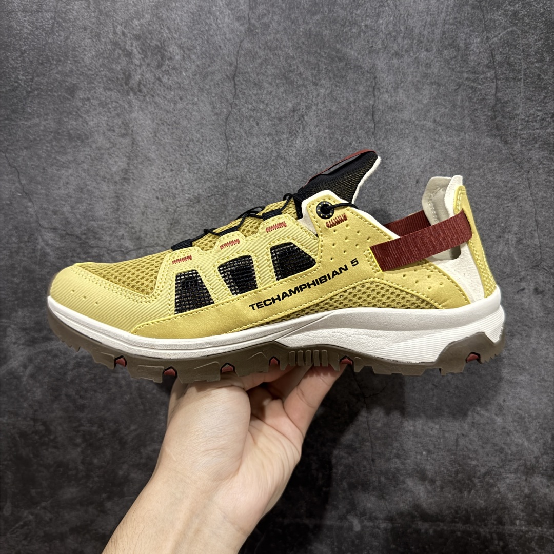 图片[2]-【666版本】SALOMON萨洛蒙 Techamphibian 5 T5圆头舒适 透气速干抓地 溯溪鞋 古董金 477502 纯原外贸平台特供订单 耗时半年巨作 #全套原纸板楦头开发 #原厂特供网布配套加持 #确保原汁原味 完美呈现版型 #原档数据独家私模五层组合大底 #男女鞋同步官方开发至46 #原装Ortholite轻量化鞋垫 #中底布带钢印编号 原厂TPU锁扣 #进口港宝加持 后跟自然饱满 还原公司包裹性 #鞋面采用SENSIFT贴合技术 #全方位贴合包裹脚型 #鞋跟部鞋底牵引设计 #提供强大的抓地性能 #更适应野外崎岖不平的道路 #其3D ADVANCED CHASSIS底盘 材料轻量大化 钉齿设计更具稳定性 防护性 #鞋底易磨损区运用CONTAGRIP高耐磨材料 应对城市硬质路面长距离跑考验 尺码：36 36.5 37.5 38 38.5 39 40 40.5 41 42 42.5 43 44 45 46-选品中心