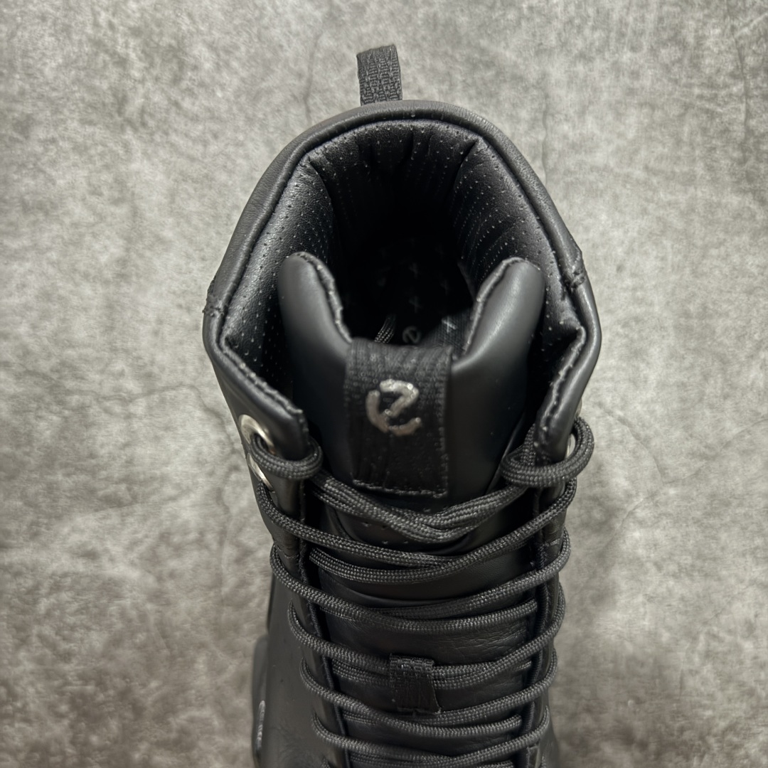 图片[8]-【广东纯原】Ecco爱步 Biom C 牛皮 轻盈舒适及踝高帮户外靴 ECCO以三大核心特征为依托：北欧设计风格、鞋履制作、积极的生活方式。北欧设计风格：北欧设计特点是独特、有格调、实用和简约，并且品质优良。鞋履制作：ECCO钟爱鞋履制作以及一切与鞋履制作相关的事物。积极的生活方式：ECCO的创始人希望制作出的鞋履无需磨合，即可完美贴合脚型，帮助人们享受行走的乐趣。ECCO的成功源自其产品质量和创新的技术水平，恪守“鞋遵循双足”的设计理念，将的舒适度和风格融为一体。ECCO跑遍全世界寻找创新的原料。从制革制鞋一体化的设置，源头上控制皮革质量，确保对人体无害。 尺码：38 39 40 41 42 43 44 （皮鞋码）-选品中心