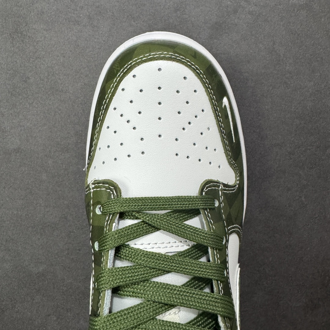 图片[8]-【定制版】Nike SB Dunk Low“斯图西联名——双拼迷彩” 周年高端定制 低帮休闲板鞋 定制鞋盒 大厂纯原品质出货 超高清洁度 皮料切割干净无任何毛边 细节完美 货号：DG1988-010 尺码：36 36.5 37.5 38 38.5 39 40 40.5 41 42 42.5 43 44 44.5 45 编码：HXSB330340-选品中心