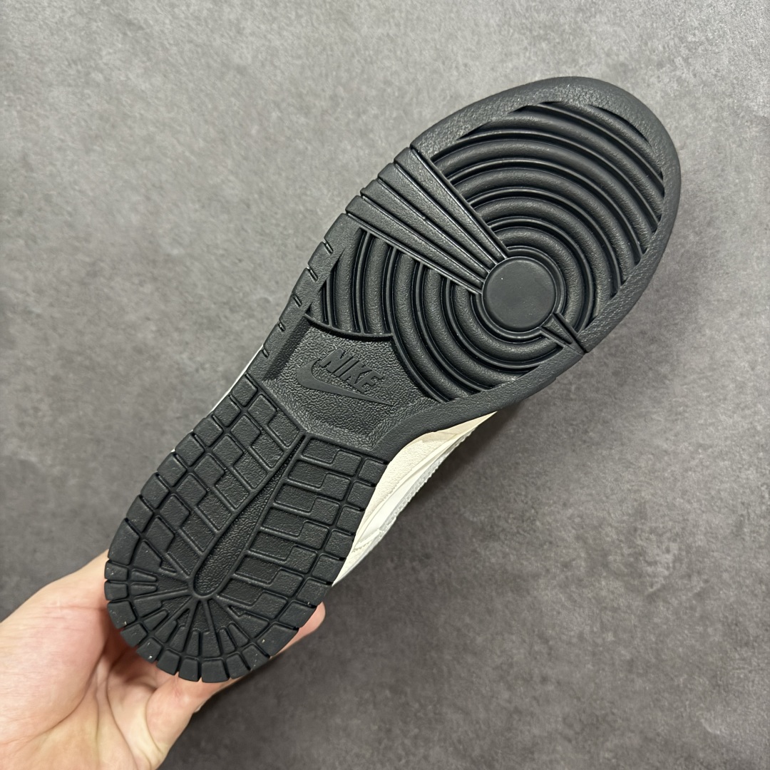 图片[9]-【定制版】Nike SB Dunk Low Supreme联名 米黑灰 周年高端定制 低帮休闲板鞋 #定制鞋盒 大厂纯原品质出货 超高清洁度 皮料切割干净无任何毛边 细节完美 货号：JP1628-030 尺码：36 36.5 37.5 38 38.5 39 40 40.5 41 42 42.5 43 44 44.5 45-选品中心