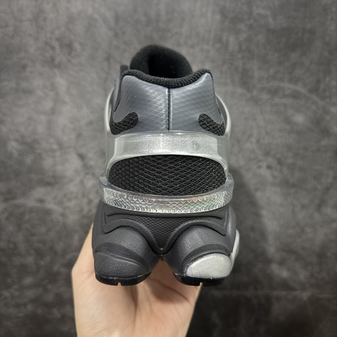 图片[4]-【纯原版】 New Balance NB9060 联名款 复古休闲运动慢跑鞋 灰色 U9060ISA 全套原楦原纸板原厂数据开发 进口三明治网面 原装进口翻毛皮料正确绒感卡色 正确中底拉帮中底网布细节 原厂标裁 带紫光防伪 定制后跟透明水晶模块 冲裁组合 大底贴合程度胶水上色把控完美 整洁度挑战全网艺术家 多道序QC把关品质完善 匠心打造 耗时两个月开发完成 工艺极其复杂难度可想而知 新开独立私模大底 全网唯一正确六层组合大底 高端零售专供产物 尺码：36 37 37.5 38 38.5 39 40 40.5 41 42 42.5 43 44 45 46.5-选品中心