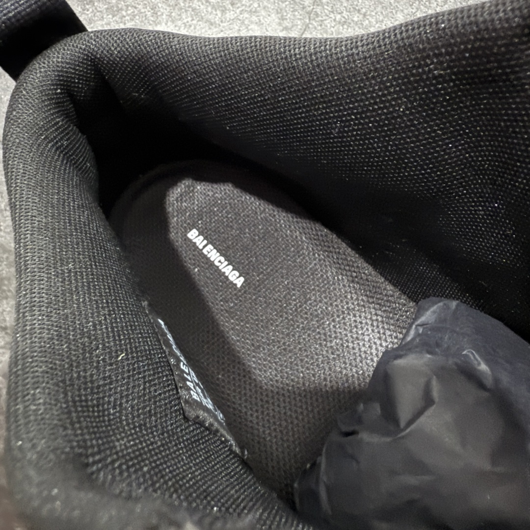 图片[9]-【XA版本】Balenciaga巴黎世家 basketball Sneaker 篮球鞋 圆头拉链 中帮 生活休闲鞋 银色 原鞋购入 全新开发出品 细节多次较对 原材料制作 酷炫鞋型 类似于喷泡风格 上脚百搭 尺码：36-46-选品中心