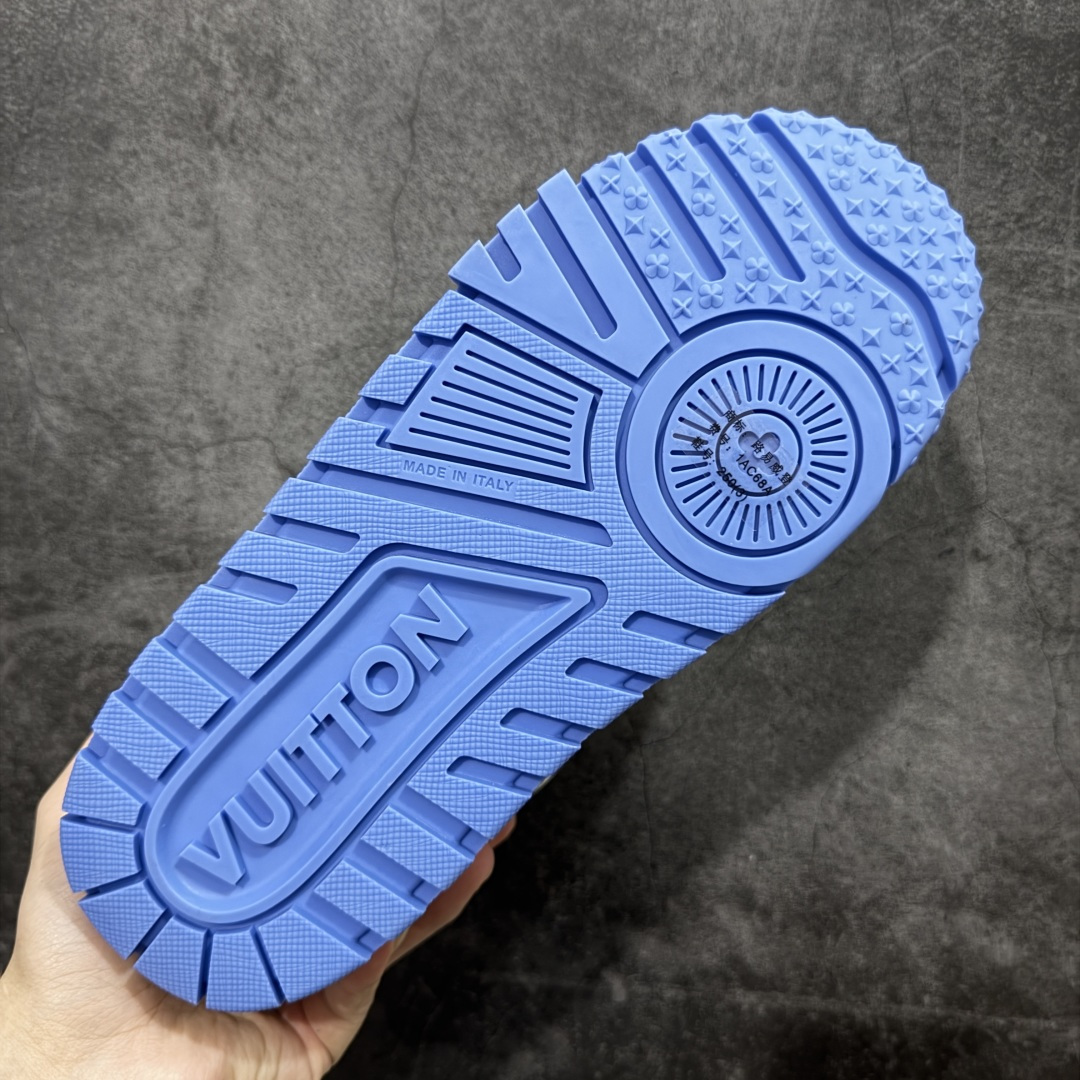 图片[9]-【PK纯原版】Louis Vuitton 路易威登 LV Trainer Maxi 小胖丁系列面包鞋 白蓝牛仔胖丁 海淘代购同渠道品质 高端零售 外贸充正专供 原版购入开发 ZP级全套包装 完美楦型 正确卡色 大底TPU 质感媲美原版 细节与原版一致 请注意区分市面通货材 尺码：39 40 41 42 43 44 45 46-选品中心