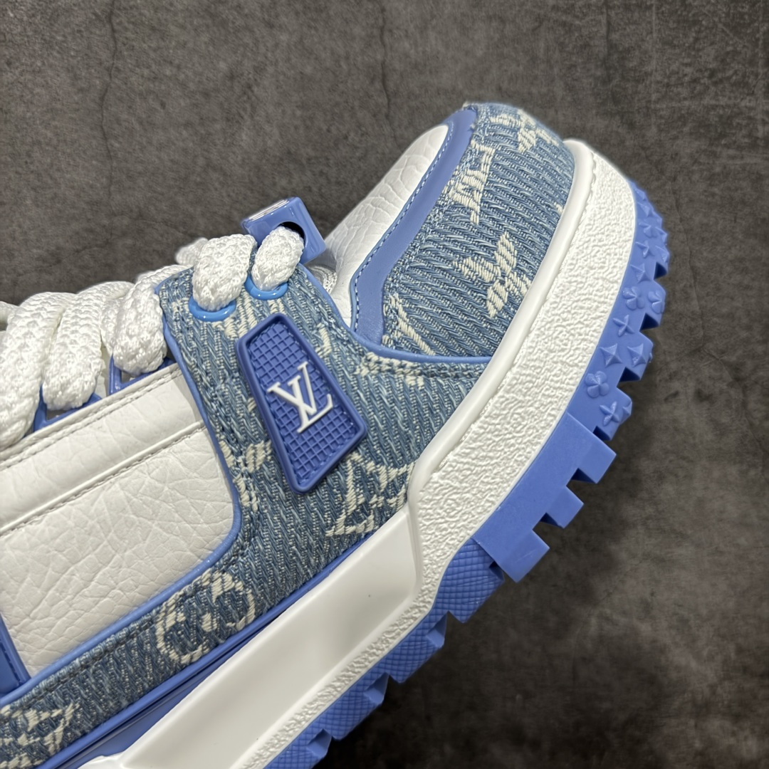 图片[6]-【PK纯原版】Louis Vuitton 路易威登 LV Trainer Maxi 小胖丁系列面包鞋 白蓝牛仔胖丁 海淘代购同渠道品质 高端零售 外贸充正专供 原版购入开发 ZP级全套包装 完美楦型 正确卡色 大底TPU 质感媲美原版 细节与原版一致 请注意区分市面通货材 尺码：39 40 41 42 43 44 45 46-选品中心