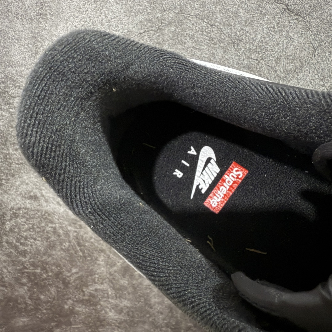 图片[7]-【GX2.0纯原】Supreme x NK Air Force 1 Low \’07 空军一号低帮经典板鞋联名 黑白 CU9225-002 顶级空军 皮料质感可媲美原版 细节吊打市场其他代号版本 全鞋电脑针车 工整有序 原厂港宝加持完美还原灵魂版型 原盒原配从里到外百分百还原 原厂全头层原厂皮料 原标原盒 内置Sole气垫 中底白色背胶 中底划线 已经无限的接近公司 原厂楦头 原厂刺绣 后跟弧度修正 正确中底四线防伪 尺码：36 36.5 37.5 38 38.5 39 40 40.5 41 42 42.5 43 44 44.5 45 46-选品中心