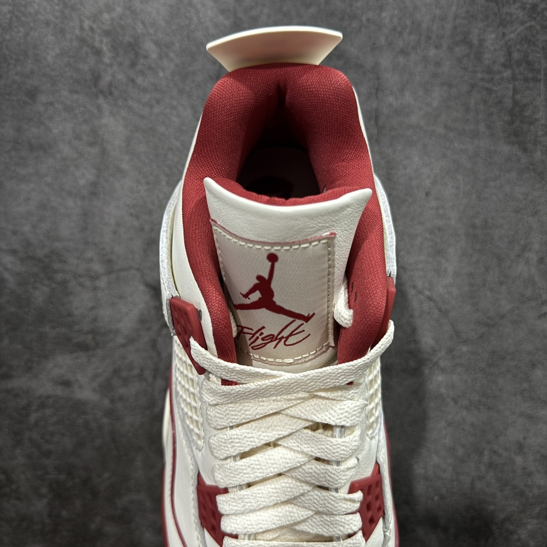 图片[8]-【OG纯原版】Air Jordan 4 Retro \”Valentine\’s Day\” AJ4 乔丹4代红色情人节 货号：HV0823-108 大厂出品 原厂原材料打造 市场天花板级别货品 欢迎对比品鉴‼️ 鞋身整体以米白色皮革为主，搭配米白色的鞋带，让鞋子看起来更有整体感。鞋侧身米白色格网透出米白色内层，鞋舌顶端米白的标签，以红色Jumpman Logoo以及Flight刺绣字样，彰显球鞋身份；鞋带孔部位的TPU装饰采用红色呈现，更具细节感。鞋帮部分和后跟位置的提环使用米白色TPU材质，给鞋身带来更多色彩层次感；最特别的地方还是鞋舌内侧和鞋垫上，加入了口红唇印图案，进一步烘托情人节的甜蜜气氛。后跟及外底Jumpman Loggo均采用红色点缀，中底使用红色妆点，复古米白色橡胶外底的设计，最后以搭载有开窗式Air Sole气垫的中底进行收尾。 货号：HV0823-108 尺码：35.5 36 36.5 37.5 38 38.5 39 40 40.5 41 42 42.5 43 44 44.5 45 46 47.5-选品中心