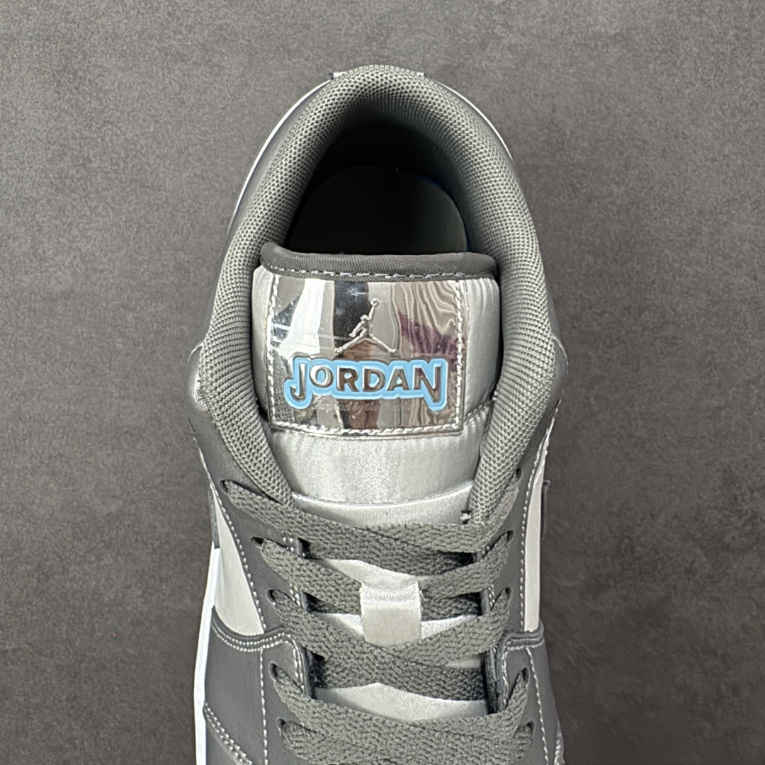 图片[7]-【K版纯原】Air Jordan AJ1 Low 低帮 灰绿 IM5129-010 全新流水线出品 市场第二梯队最强版 全部原鞋开发 原楦原纸板开发 全鞋电脑针车 原厂内置全掌气垫 原盒内在原标 唯一Zp原版鞋带绑法 免检产品 全新2022版型 全头层皮料 完美零毛边处理 原厂配置全掌气垫 价格定位良心 新配色陆续出货 尺码：36-46-选品中心