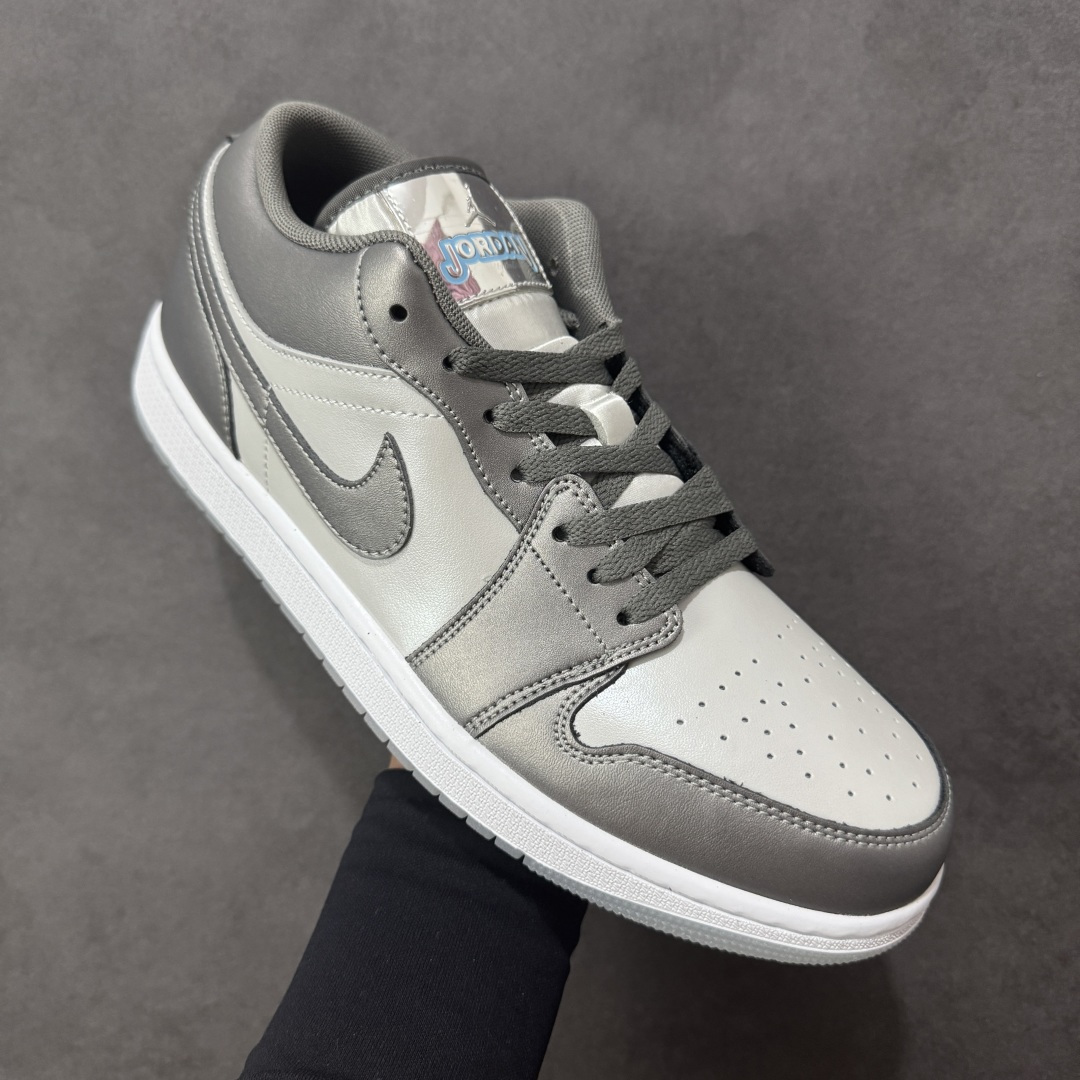 图片[3]-【K版纯原】Air Jordan AJ1 Low 低帮 灰绿 IM5129-010 全新流水线出品 市场第二梯队最强版 全部原鞋开发 原楦原纸板开发 全鞋电脑针车 原厂内置全掌气垫 原盒内在原标 唯一Zp原版鞋带绑法 免检产品 全新2022版型 全头层皮料 完美零毛边处理 原厂配置全掌气垫 价格定位良心 新配色陆续出货 尺码：36-46-选品中心