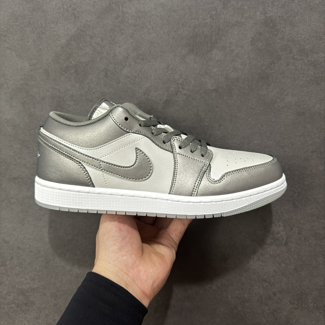 【K版纯原】Air Jordan AJ1 Low 低帮 灰绿 IM5129-010 全新流水线出品 市场第二梯队最强版 全部原鞋开发 原楦原纸板开发 全鞋电脑针车 原厂内置全掌气垫 原盒内在原标 唯一Zp原版鞋带绑法 免检产品 全新2022版型 全头层皮料 完美零毛边处理 原厂配置全掌气垫 价格定位良心 新配色陆续出货 尺码：36-46-选品中心