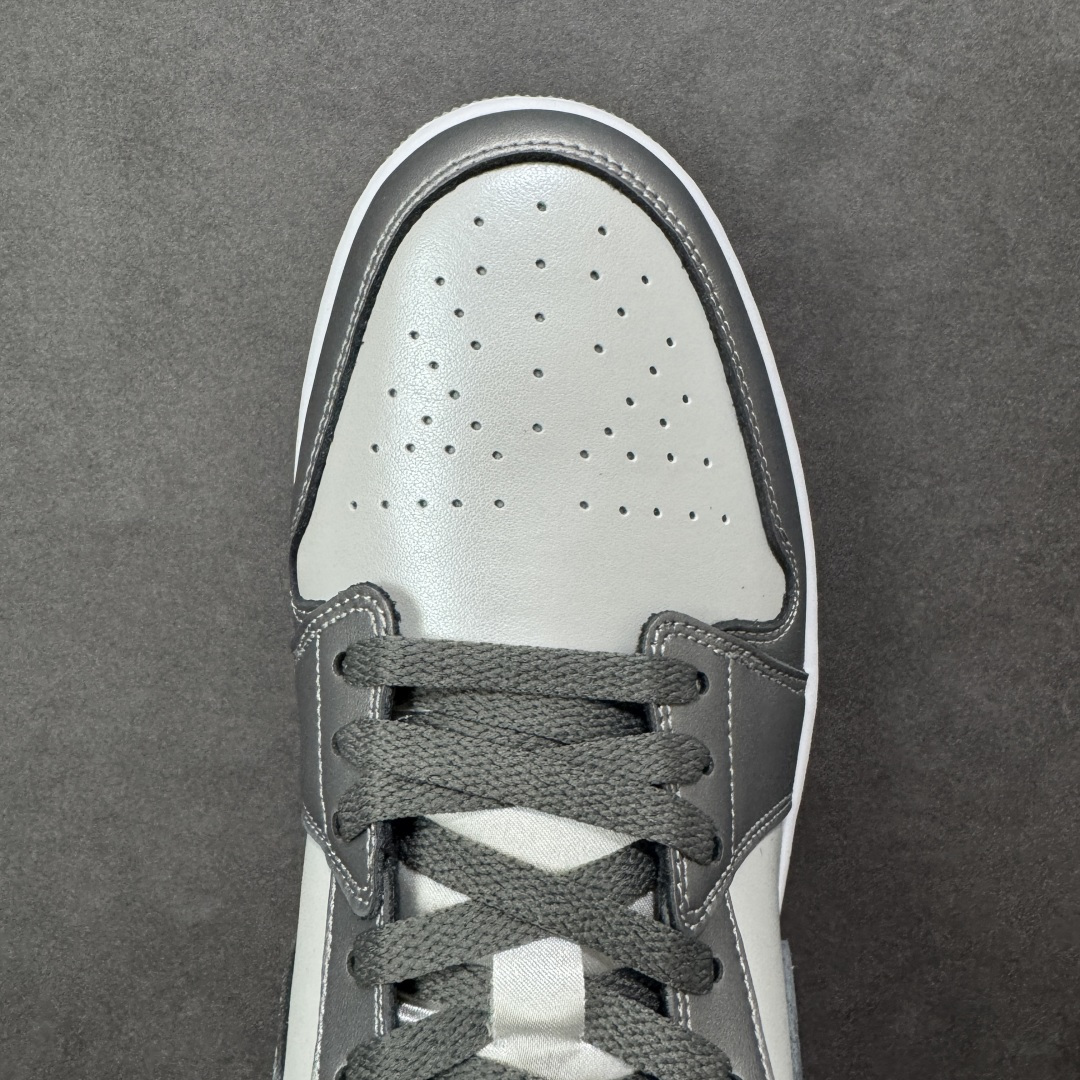 图片[8]-【K版纯原】Air Jordan AJ1 Low 低帮 灰绿 IM5129-010 全新流水线出品 市场第二梯队最强版 全部原鞋开发 原楦原纸板开发 全鞋电脑针车 原厂内置全掌气垫 原盒内在原标 唯一Zp原版鞋带绑法 免检产品 全新2022版型 全头层皮料 完美零毛边处理 原厂配置全掌气垫 价格定位良心 新配色陆续出货 尺码：36-46-选品中心