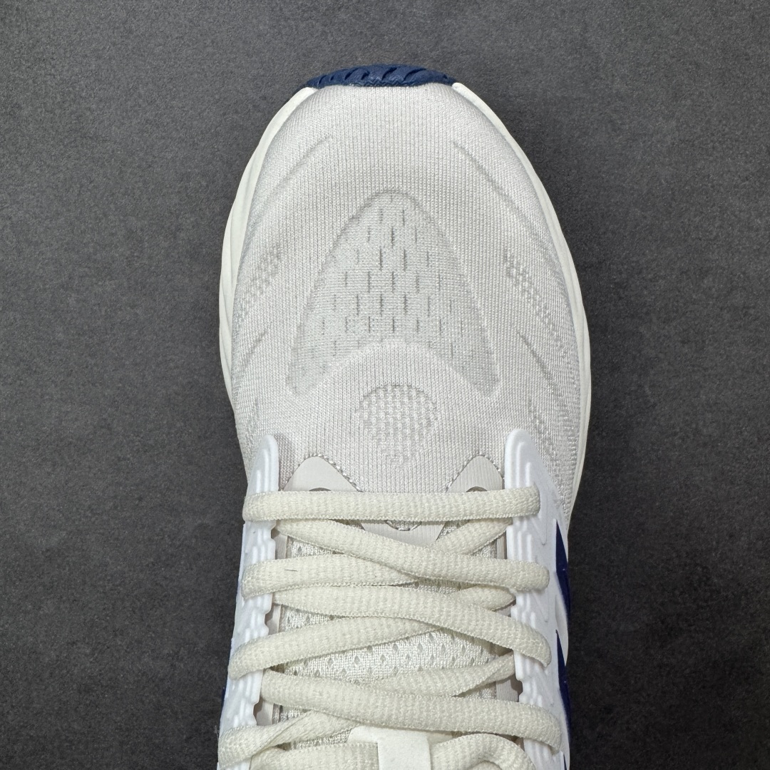 图片[8]-【公司级】Adidas Adipure Glide系列 阿迪达斯 织物 耐磨透气 低帮 公路跑步鞋 凭借全方位透气设计 鞋面采用了网布加TPU支撑骨架设计 兼顾透气性 包裹性鞋底多段镂空设计既方便弯折 又能使鞋底拥有透气性 带来全方位凉爽脚感 货号：KJ6015 尺码：36 37 38 39 40 41 42 43 44 45 编码： MGB270280-选品中心