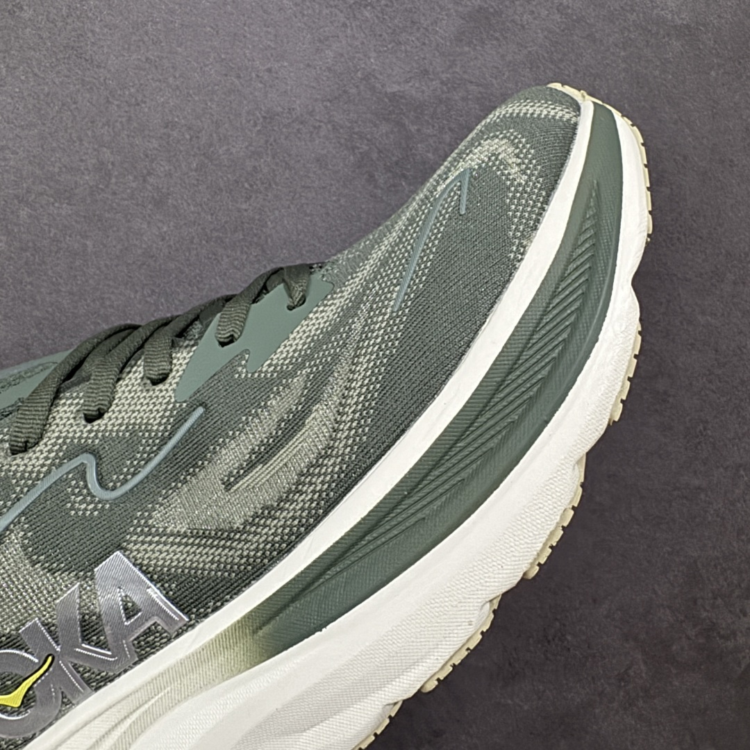 图片[5]-【公司级】HOKA ONE ONE CLIFTON 10 克里夫顿系列 轻盈透气的针织网面跑鞋 1162030 FFF  增强鞋面的强度和支撑性能 搭配柔软的鞋舌 让双脚在舒适包裹中跑的更加畅快 全新泡棉中底 柔软的同时增强回弹性能 为不同跑者提供更平稳流畅的脚感 带来全面的缓冲保护 根据人体工程学设计的延长拉襟 后跟处弹软的海绵填充舒适固定 避免掉跟和摩擦  尺码：36 36.5 37 38 38.5 39 40 40.5 41 42 42.5 43 44 45 46 编码：FSB220230-选品中心