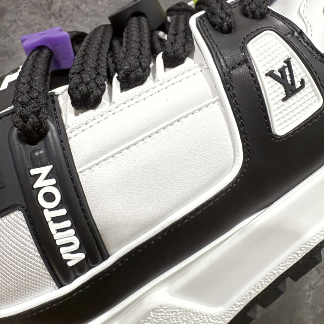图片[4]-【PK纯原版】Louis Vuitton 路易威登 LV Trainer Maxi 小胖丁系列面包鞋 黑白胖丁 海淘代购同渠道品质 高端零售 外贸充正专供 原版购入开发 ZP级全套包装 完美楦型 正确卡色 大底TPU 质感媲美原版 细节与原版一致 请注意区分市面通货材 尺码：39 40 41 42 43 44 45 46-选品中心