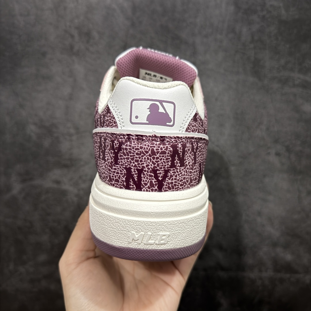 图片[4]-【纯原订单】MLB Chunky Liner Basic NY复古印花学长鞋系列低帮轻量增高厚底百搭休闲运动慢跑鞋板鞋 Korea韩国联名NY美国榄球纽约洋基队限定 市场第一梯队品质 韩国代购版本 MLB专用菱形双针中底布 重点细节中底布带注胶孔 原厂NFC感应吊牌 支持鉴定 一个两位数 原盒原标 全套原楦原纸板原厂数据开发 中韩文保养标贴 绿色防霉片 平台代购专供 独家一比一RB+MD组合大底 高频后跟小人Logo精准对位立体饱满 正确网布加超迁鞋面 转印中底走线紧密 转印Logo工艺表层防刮不掉色 尺码：36 36.5 37.5 38 38.5 39 40 40.5 41 42 42.5 43 44 44.5 45-选品中心