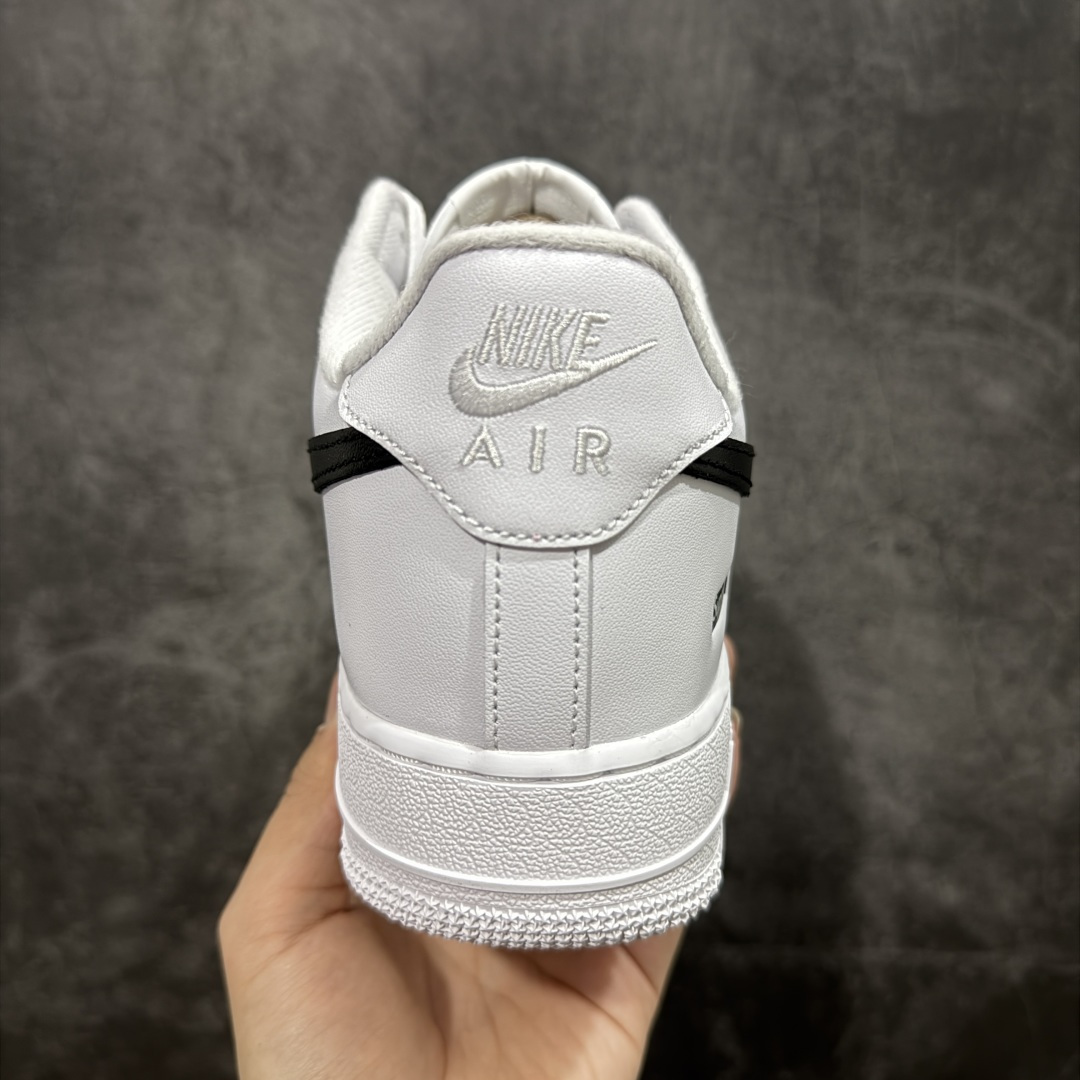 图片[4]-【PK纯原】Supreme x NK Air Force 1 Low \’07 空军一号低帮经典板鞋联名 白黑 CU9225-102 顶级空军 纯原大厂出品 价格实惠 吊打秒杀市场同价所有品质💪🏻 细节超级完美 全鞋电脑针车 工整有序 原厂港宝加持完美还原灵魂版型 原盒原配从里到外百分百还原 原厂全头层原厂皮料 原标原盒 内置Sole气垫 中底白色背胶 中底划线 已经无限的接近公司 原厂楦头 原厂刺绣 后跟弧度修正 正确中底四线防伪 尺码： 40 40.5 41 42 42.5 43 44 44.5 45 46 47.5-选品中心