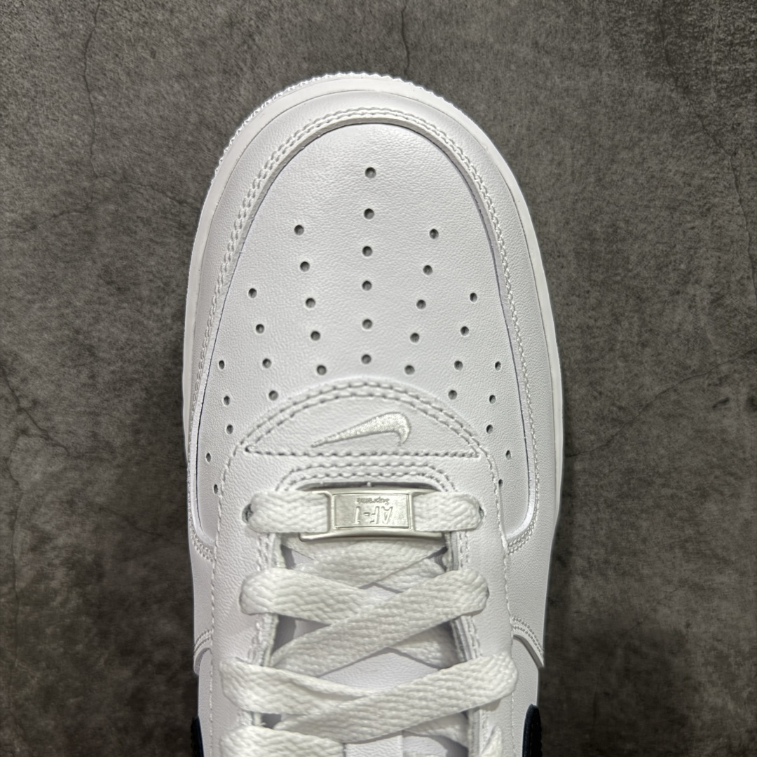 图片[5]-【PK纯原】Supreme x NK Air Force 1 Low \’07 空军一号低帮经典板鞋联名 白黑 CU9225-102 顶级空军 纯原大厂出品 价格实惠 吊打秒杀市场同价所有品质💪🏻 细节超级完美 全鞋电脑针车 工整有序 原厂港宝加持完美还原灵魂版型 原盒原配从里到外百分百还原 原厂全头层原厂皮料 原标原盒 内置Sole气垫 中底白色背胶 中底划线 已经无限的接近公司 原厂楦头 原厂刺绣 后跟弧度修正 正确中底四线防伪 尺码： 40 40.5 41 42 42.5 43 44 44.5 45 46 47.5-选品中心