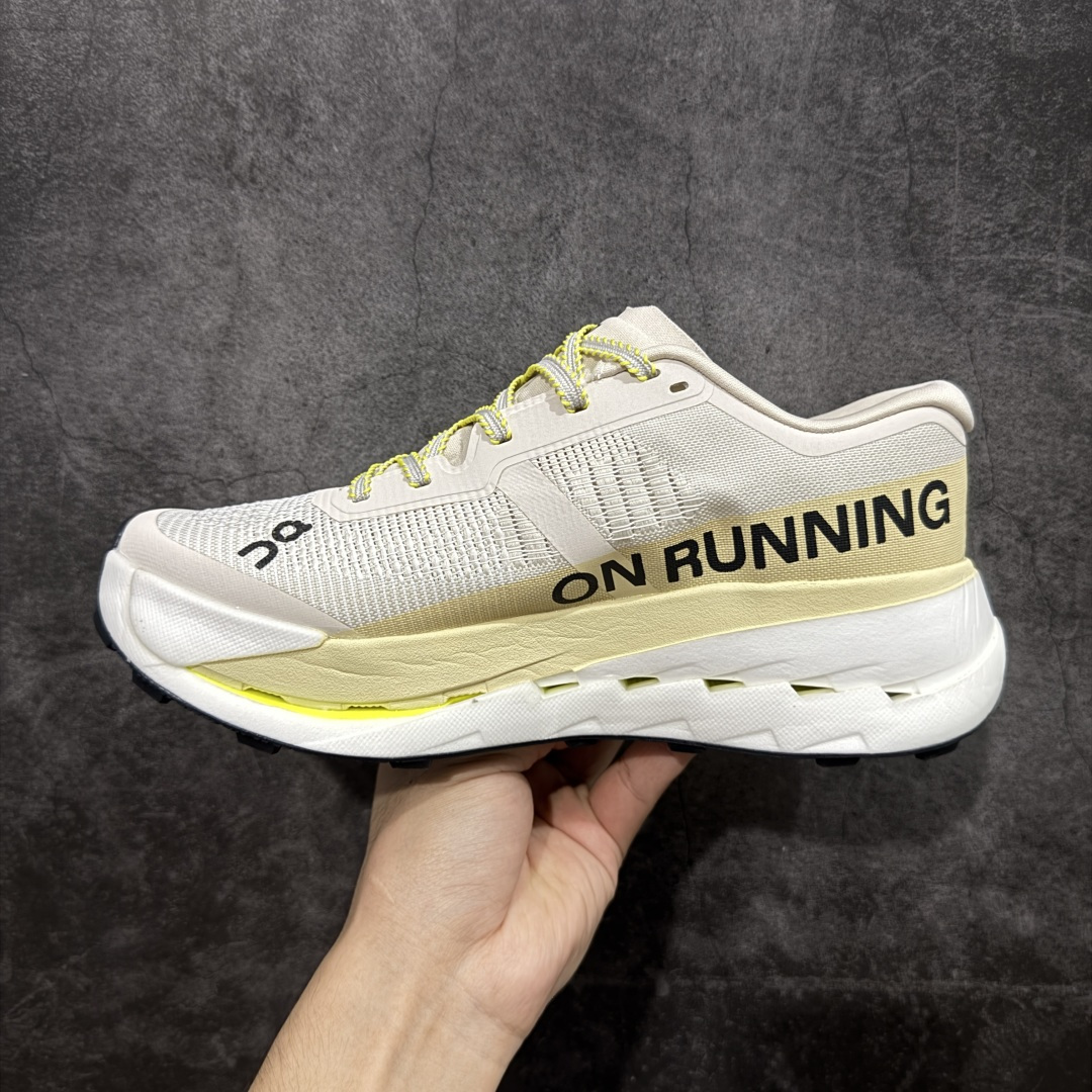 图片[2]-【PZ纯原】On Cloudultra Pro 昂跑 低帮 灰色 百搭舒适透气低邦跑步鞋 高透气的双层网眼鞋面加入轻量TPU，增强耐用性，内里网面如袜套般精确贴合双足；采用Helion Superfoam打造的双层CloudTec®专利鞋底科技，有更宽的Speedboard®速度板，为长距离跑提供更多支撑；相连Cloudt模块的中底增加地面冲击力防护，搭载封闭鞋底凹槽的Missiongrip™外底科技，在碎石路面也能释放所需抓地力，且闭合结构的外底凹槽可防止碎石嵌入；运用FlipReleaseh新技术，位于鞋带系统前掌位置，使用者轻松扳动它，能缓解长距离跑步时脚部肿胀带来的不适感。 尺码：36-47含半码-选品中心