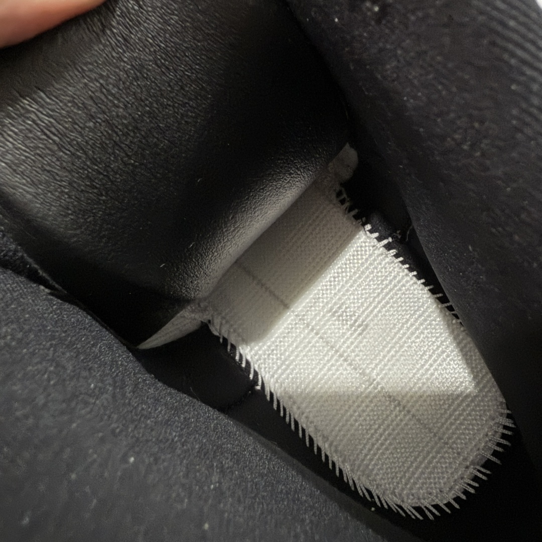 图片[8]-【OG纯原】顶级Air Jordan AJ12 黑白金扣 货号：CT8013-117 原楦原纸板开发 原汁原味12代鞋型 进口原厂皮料 超软荔枝皮 质感满分 原厂碳板 原装材料 原厂定制金属扣 原厂电绣 支持与公司货全方位对比 只服务于5%懂鞋的高端客户 发国外可支持各种retail商店充正寄售 尺码：40 40.5 41 42 42.5 43 44 44.5 45 45.5 46 47.5-选品中心