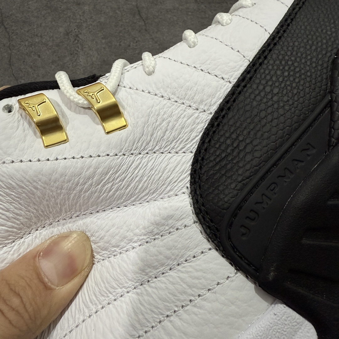 图片[4]-【OG纯原】顶级Air Jordan AJ12 黑白金扣 货号：CT8013-117 原楦原纸板开发 原汁原味12代鞋型 进口原厂皮料 超软荔枝皮 质感满分 原厂碳板 原装材料 原厂定制金属扣 原厂电绣 支持与公司货全方位对比 只服务于5%懂鞋的高端客户 发国外可支持各种retail商店充正寄售 尺码：40 40.5 41 42 42.5 43 44 44.5 45 45.5 46 47.5-选品中心